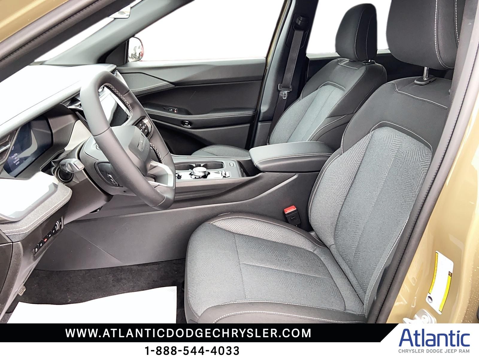 Photo 2026 Jeep Cherokee LAREDO #8