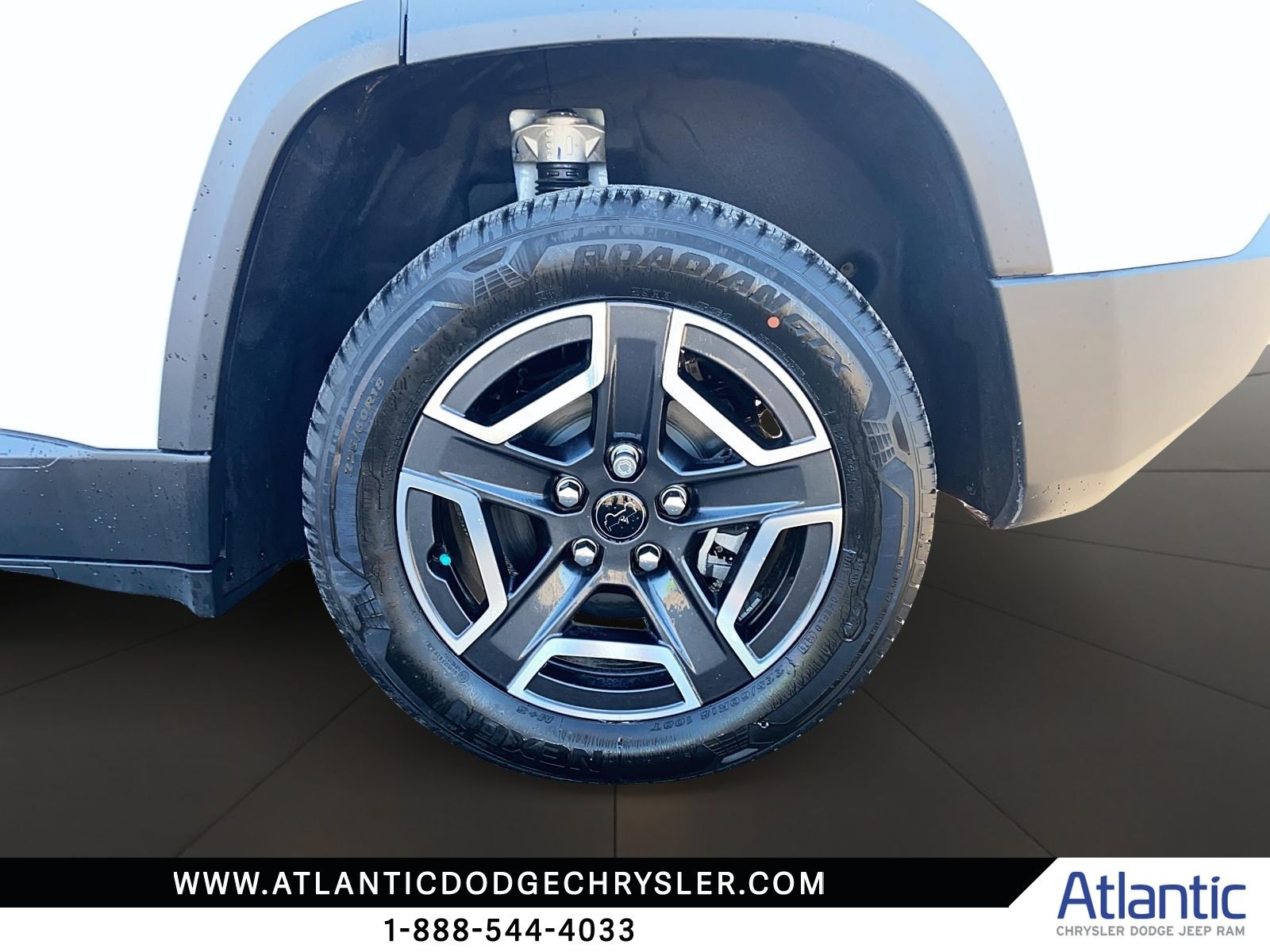 Photo 2026 Jeep Cherokee LIMITED #7