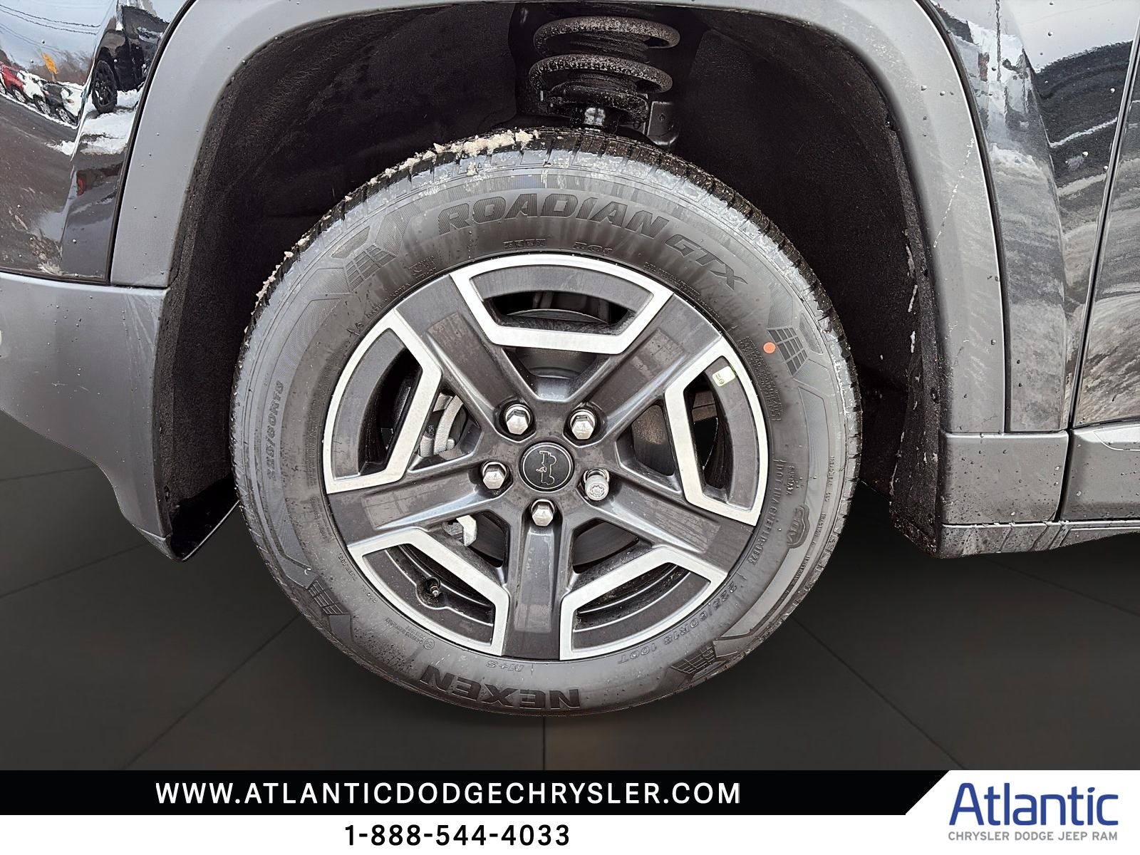 Photo 2026 Jeep Cherokee LAREDO #7