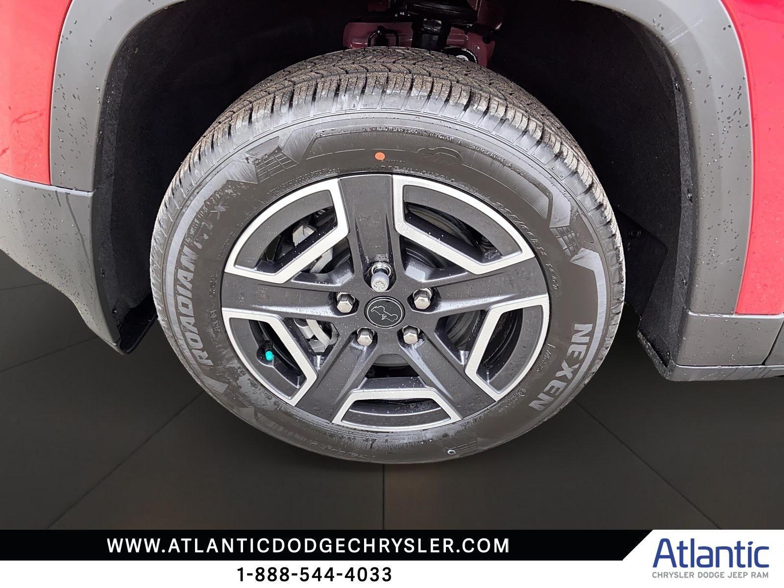Photo 2026 Jeep Cherokee LAREDO #7