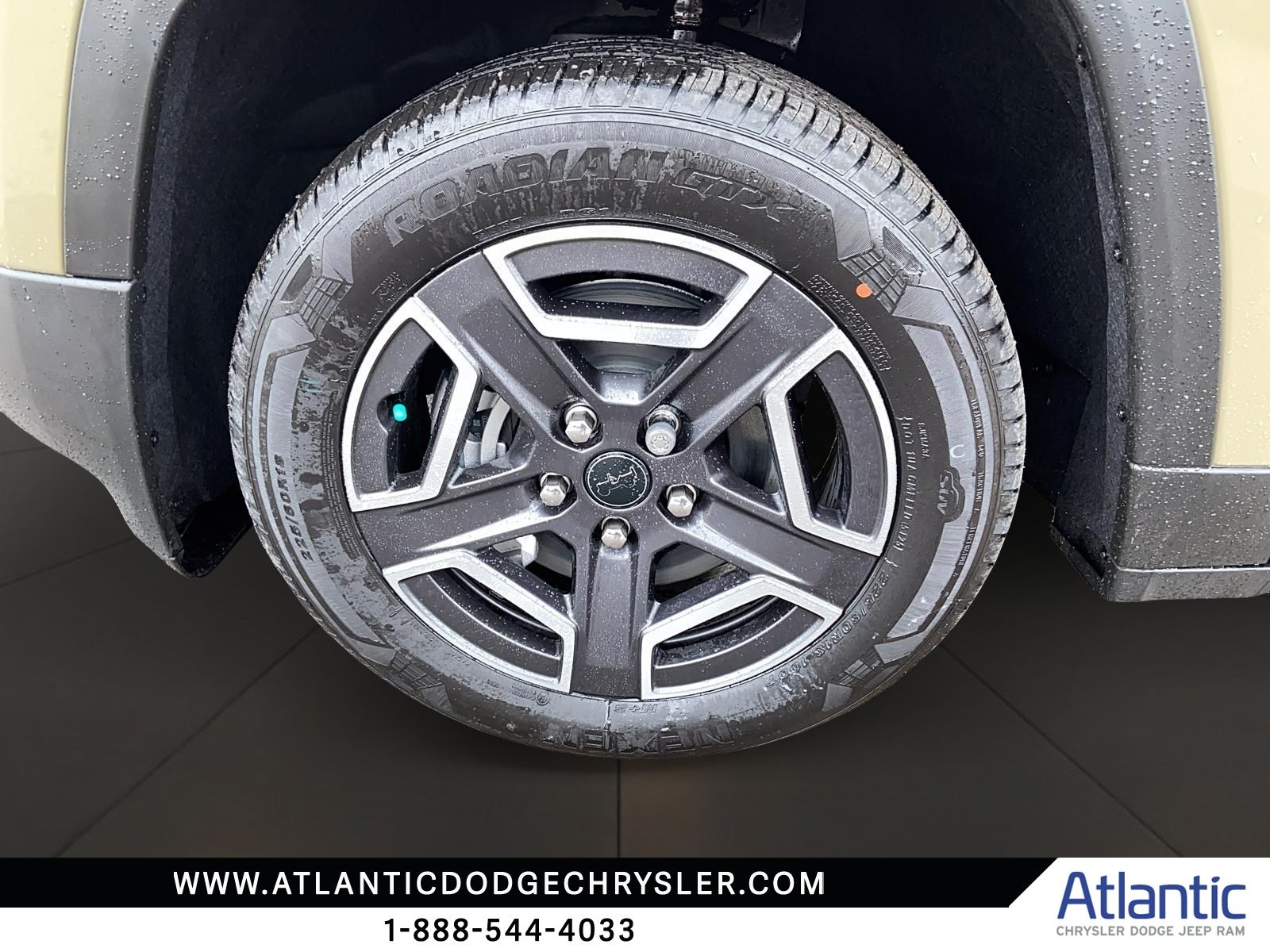 Photo 2026 Jeep Cherokee LIMITED #7