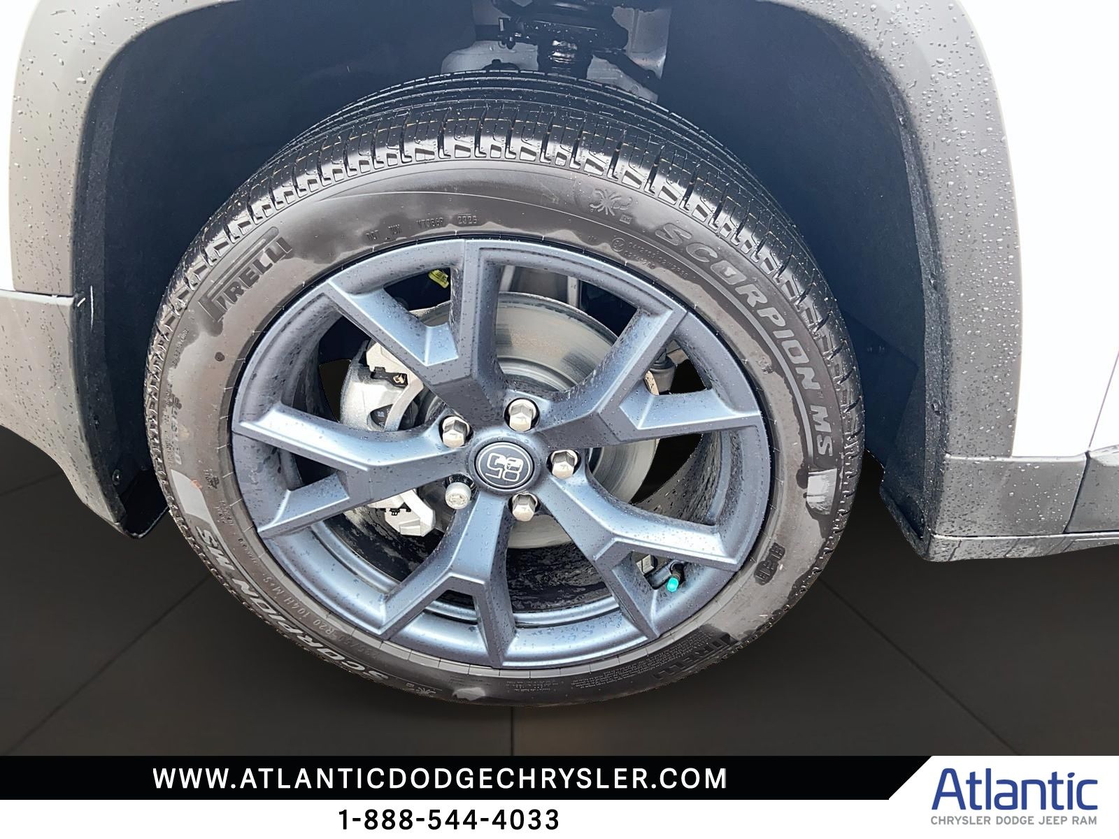 Photo 2026 Jeep Cherokee 85TH ANNIVERSARY #8