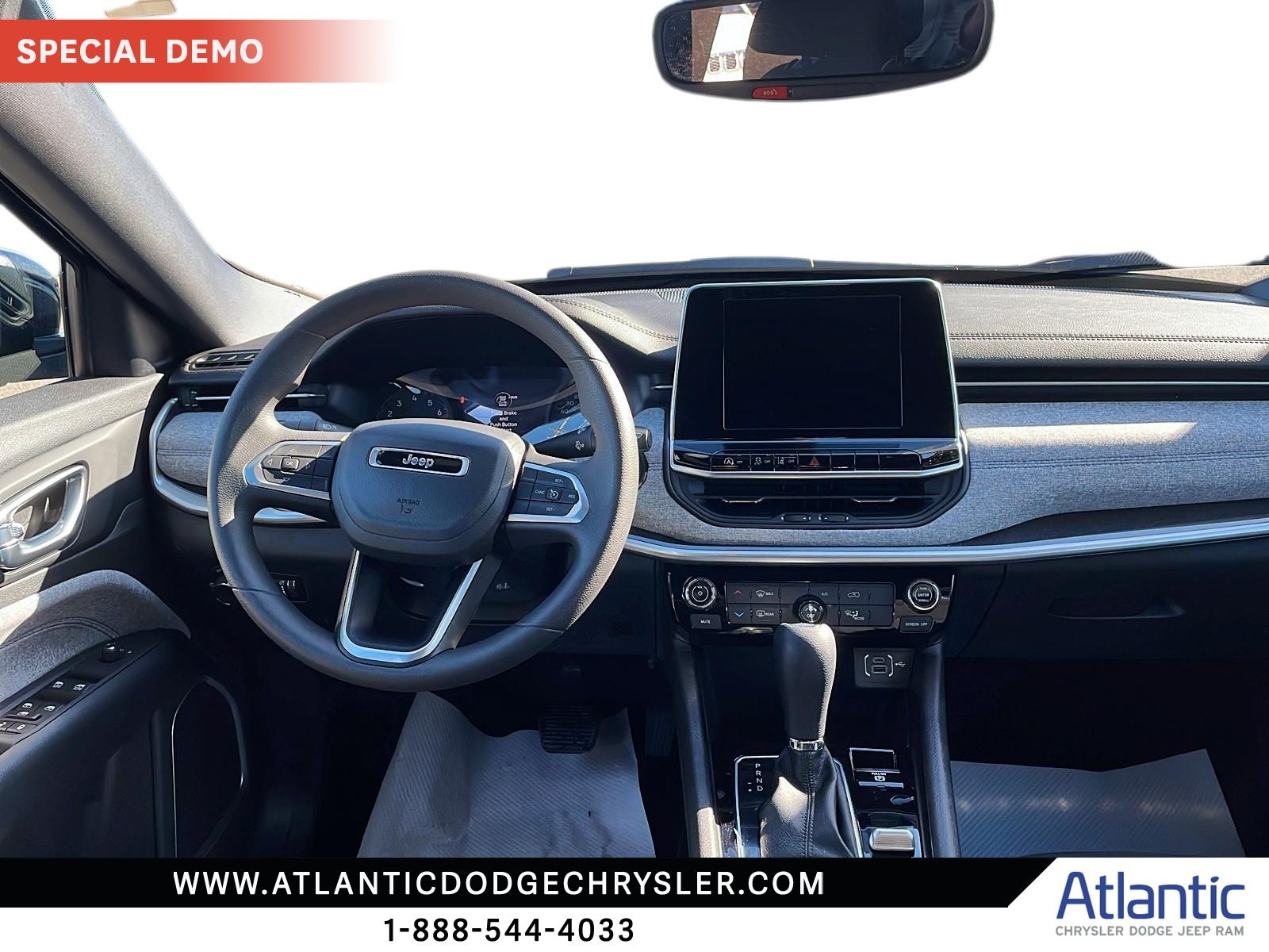 Photo 2025 Jeep Compass Sport #8