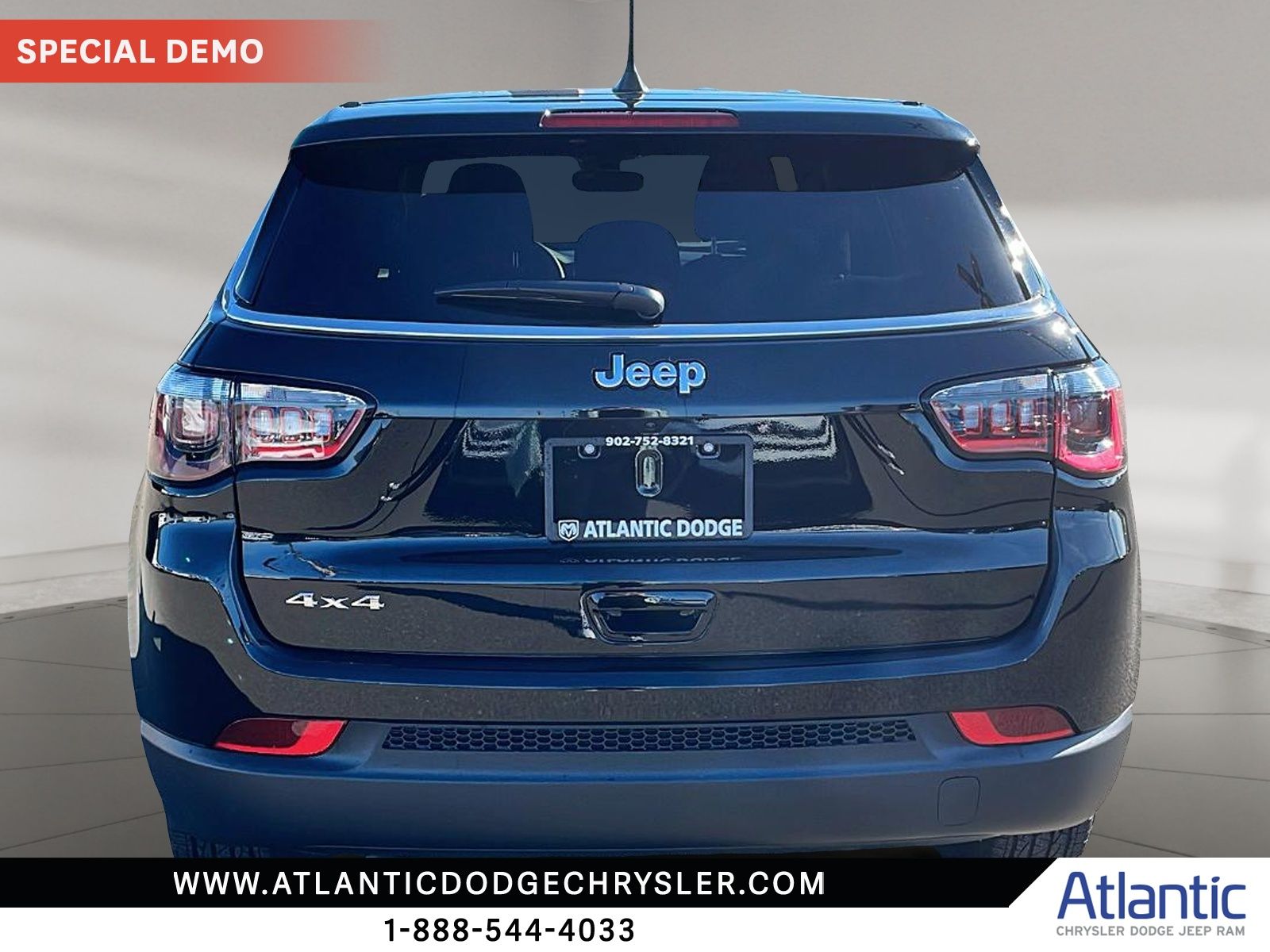 Photo 2025 Jeep Compass Sport #3