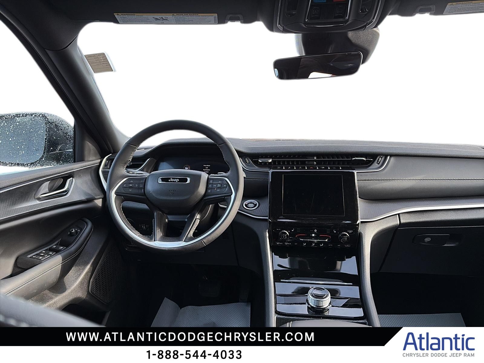 Photo Jeep Grand Cherokee LAREDO ALTITUDE 2025 #8