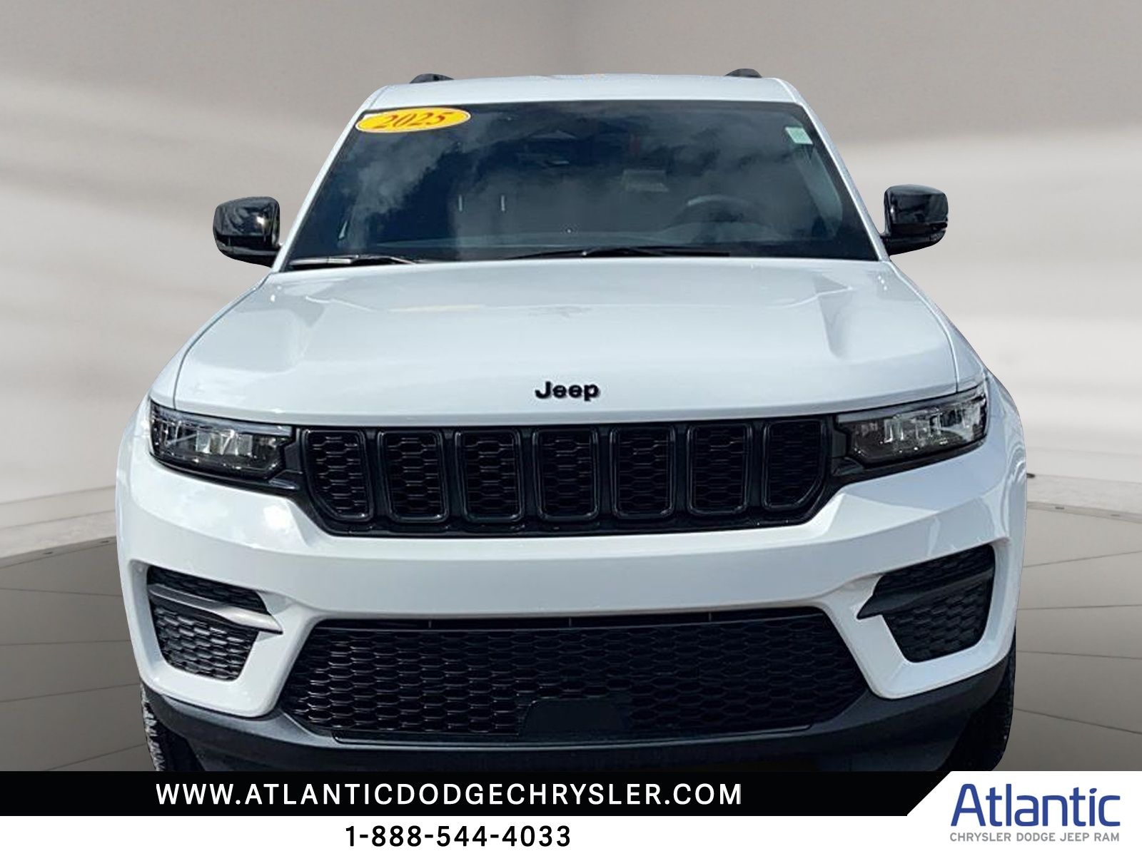 Photo Jeep Grand Cherokee Altitude 2025 #2