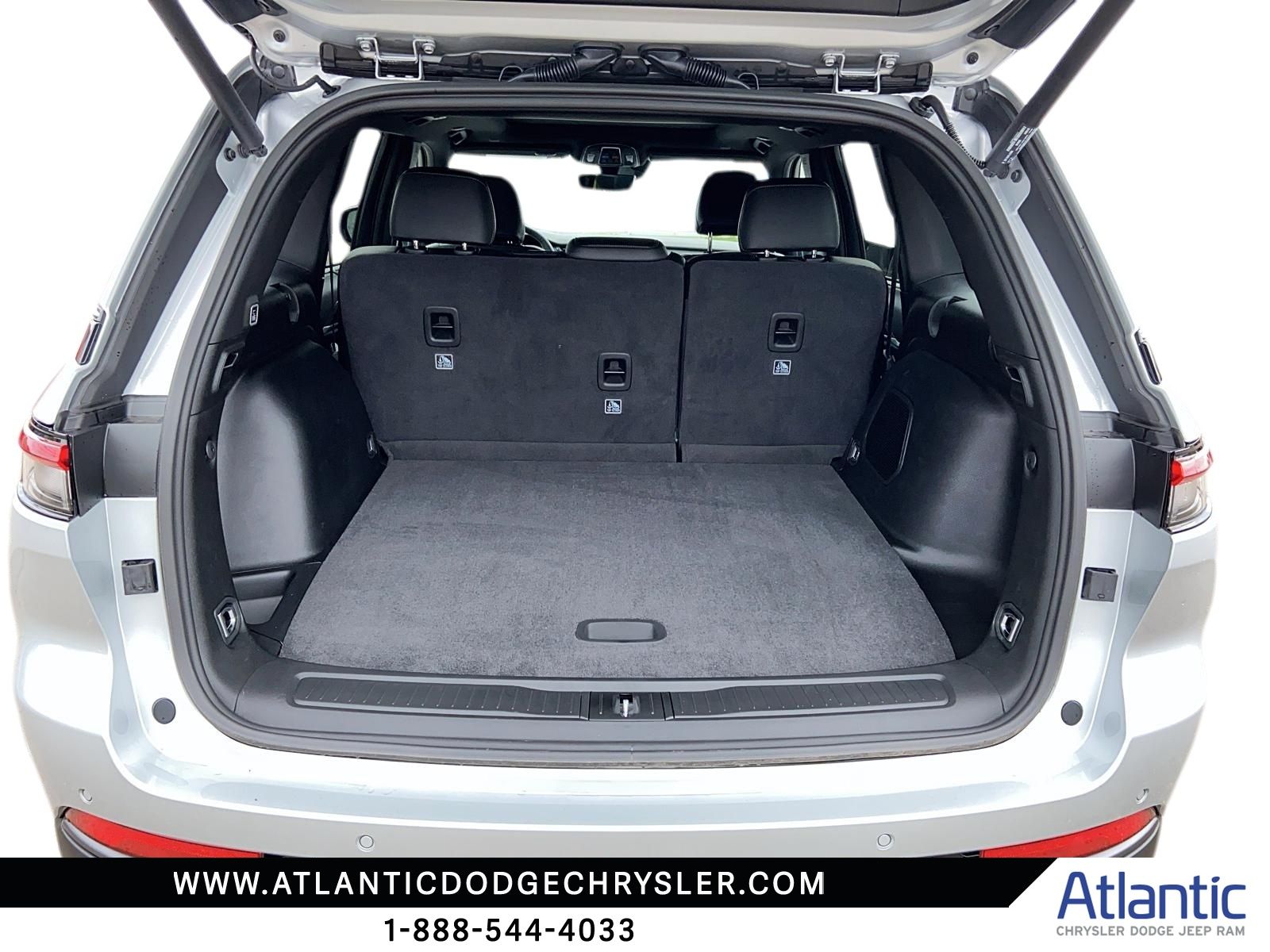 Photo Jeep Grand Cherokee 85TH ANNIVERSARY 2026 #6