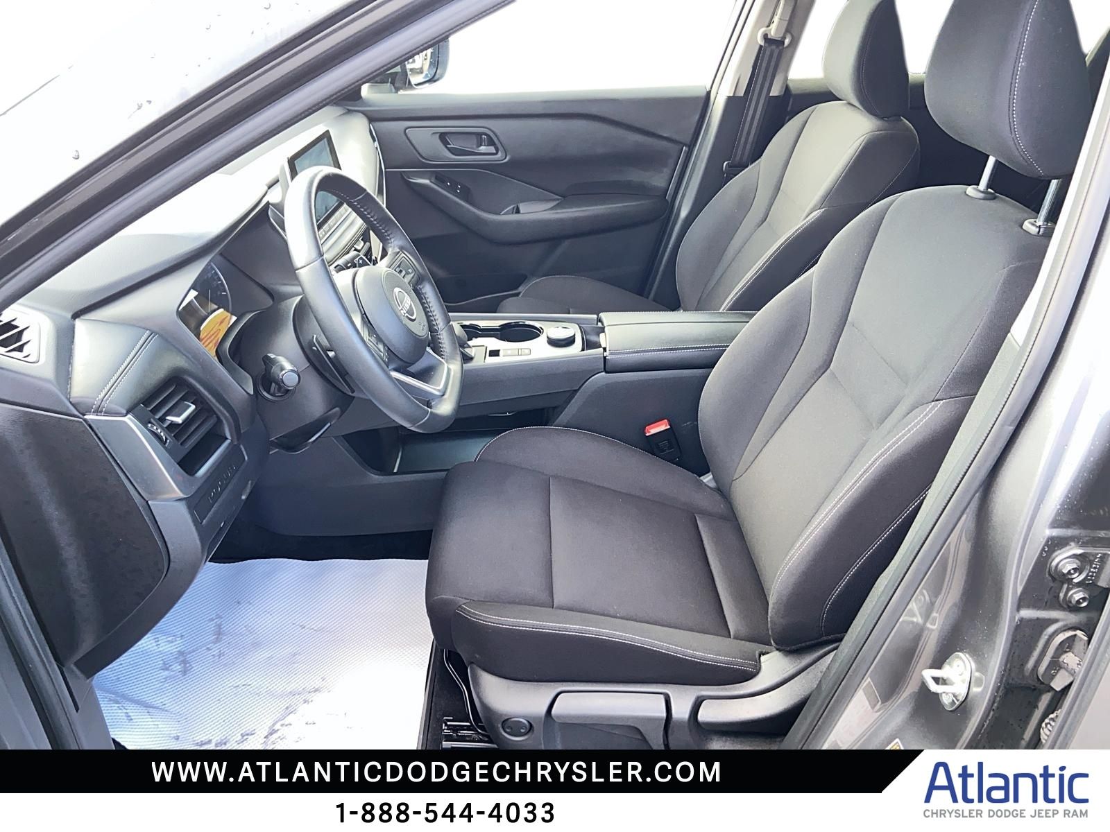 Photo Nissan Rogue S 2024 #8