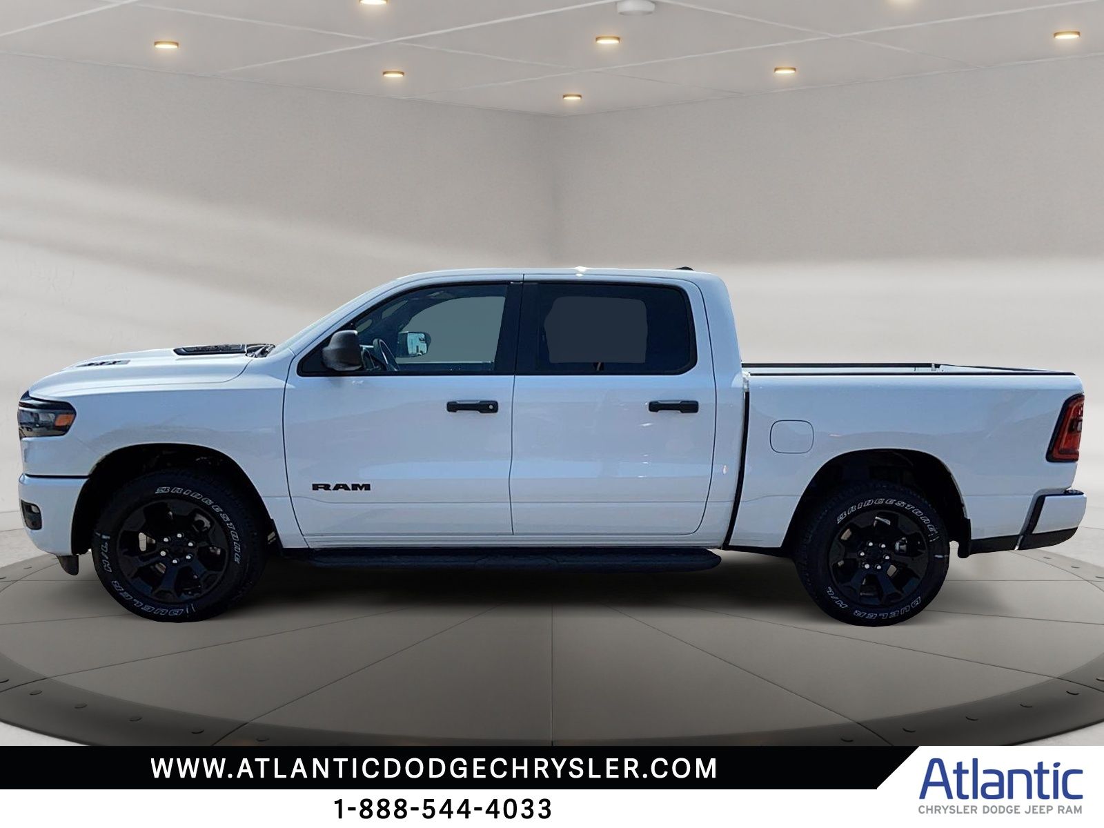 Photo 2026 Ram 1500 EXPRESS #5