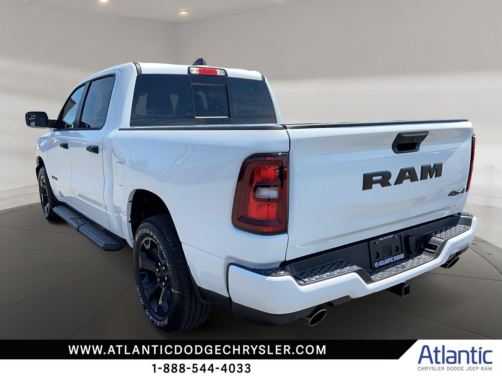 Photo 2026 Ram 1500 EXPRESS #4