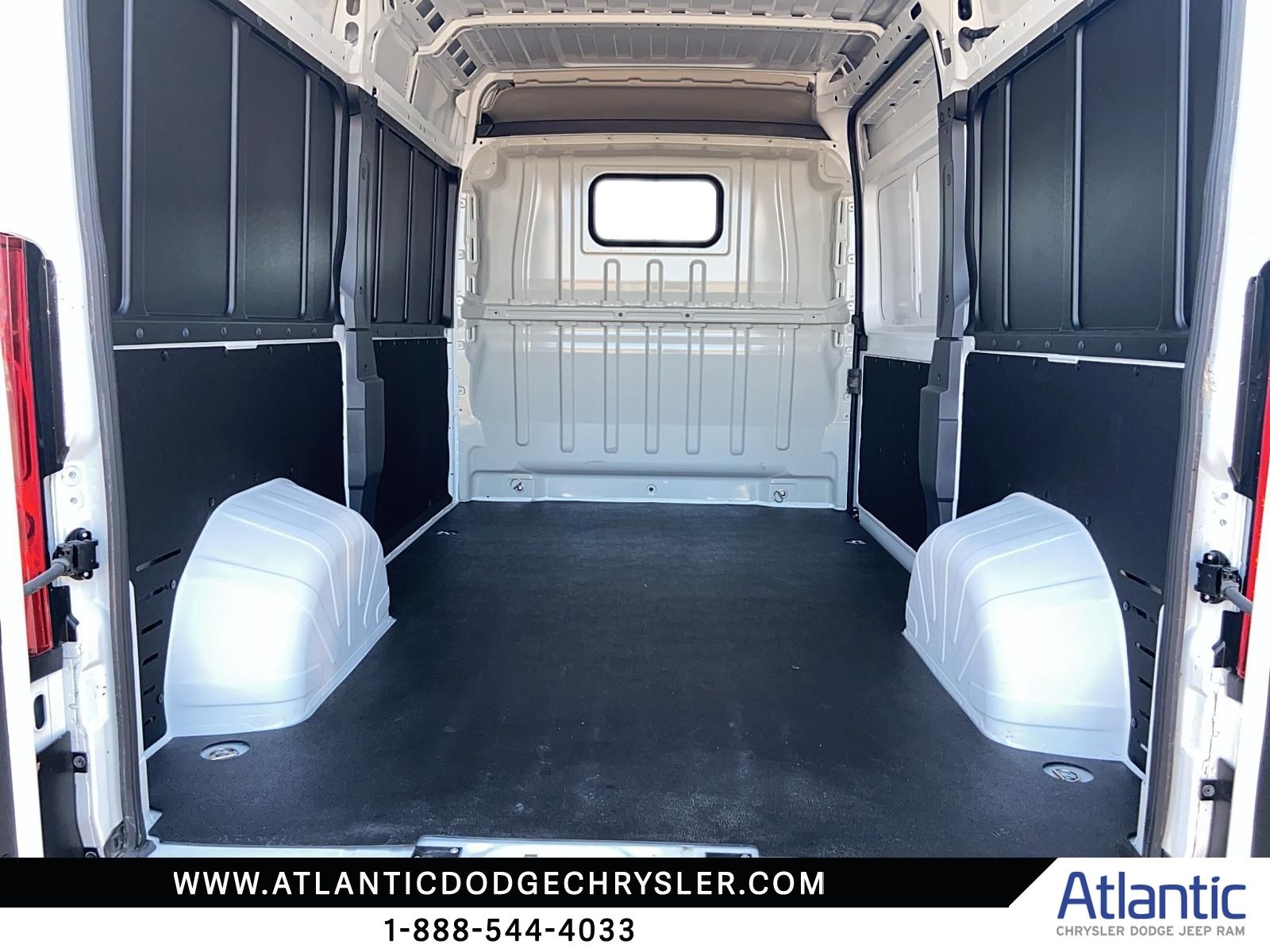 Photo 2025 Ram ProMaster Cargo Van Tradesman #7