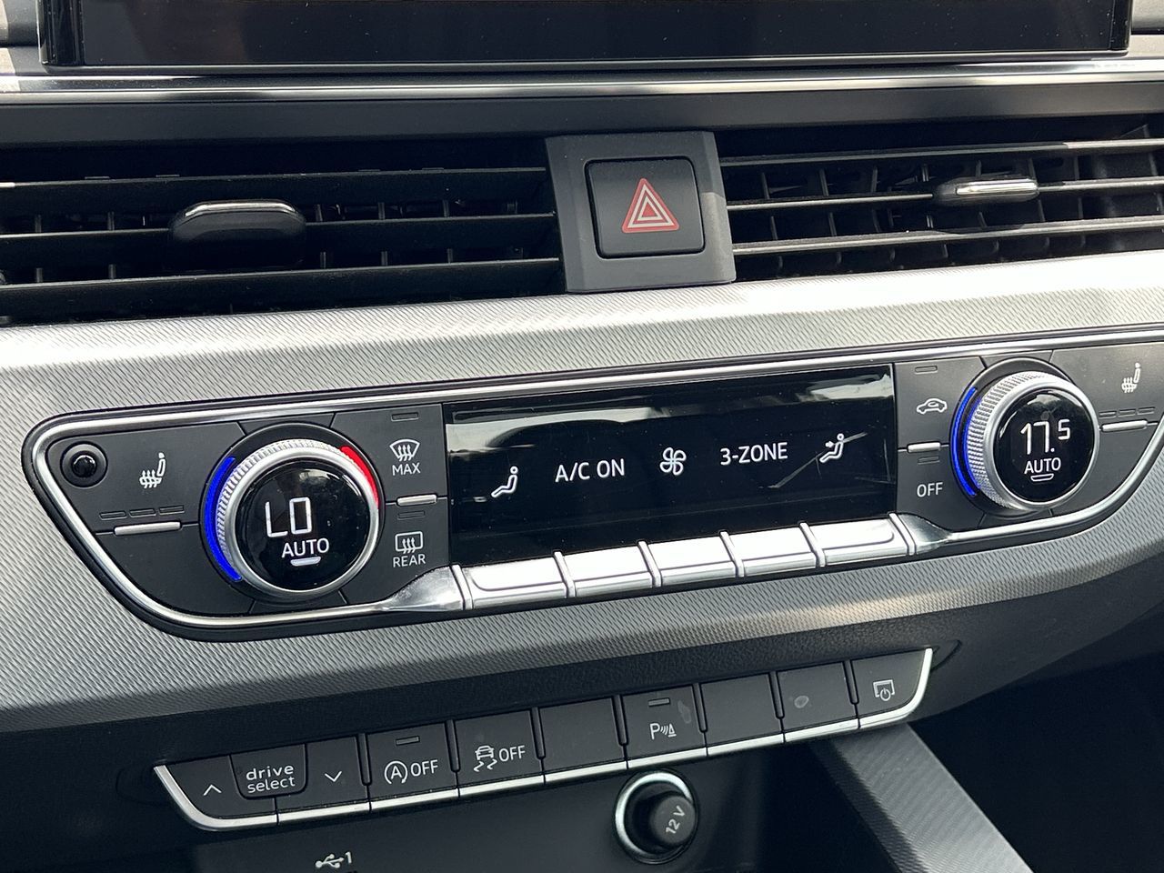 Audi A4  2022 à Barrie, Ontario