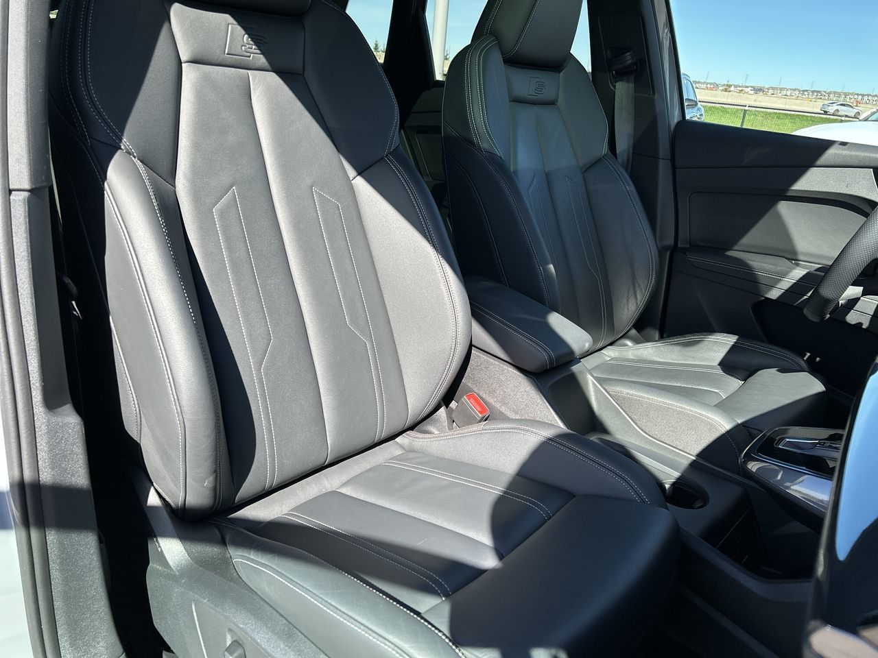 Audi Q4 e-tron  2023 à Barrie, Ontario