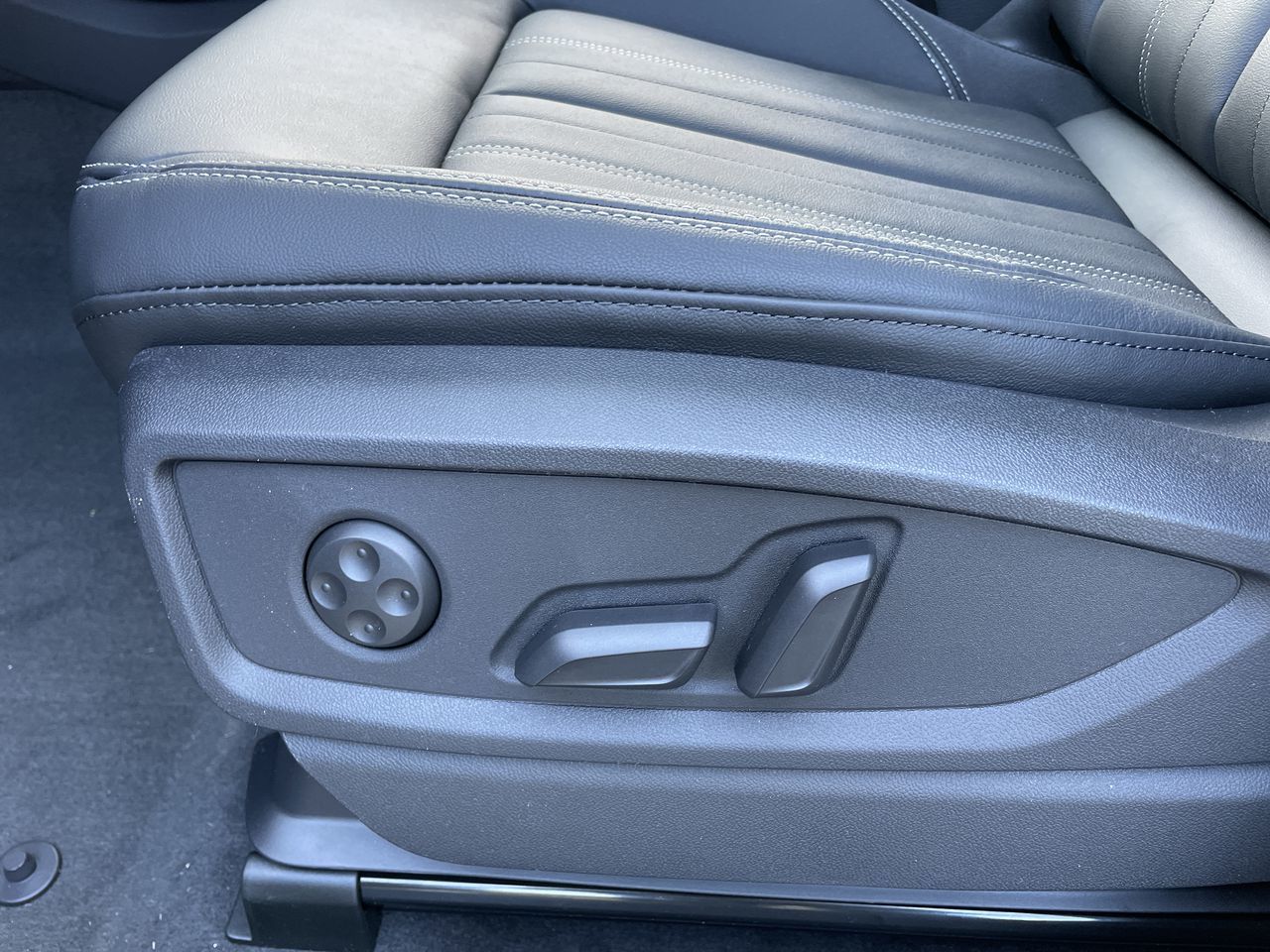 2023 Audi Q5 in Barrie, Ontario
