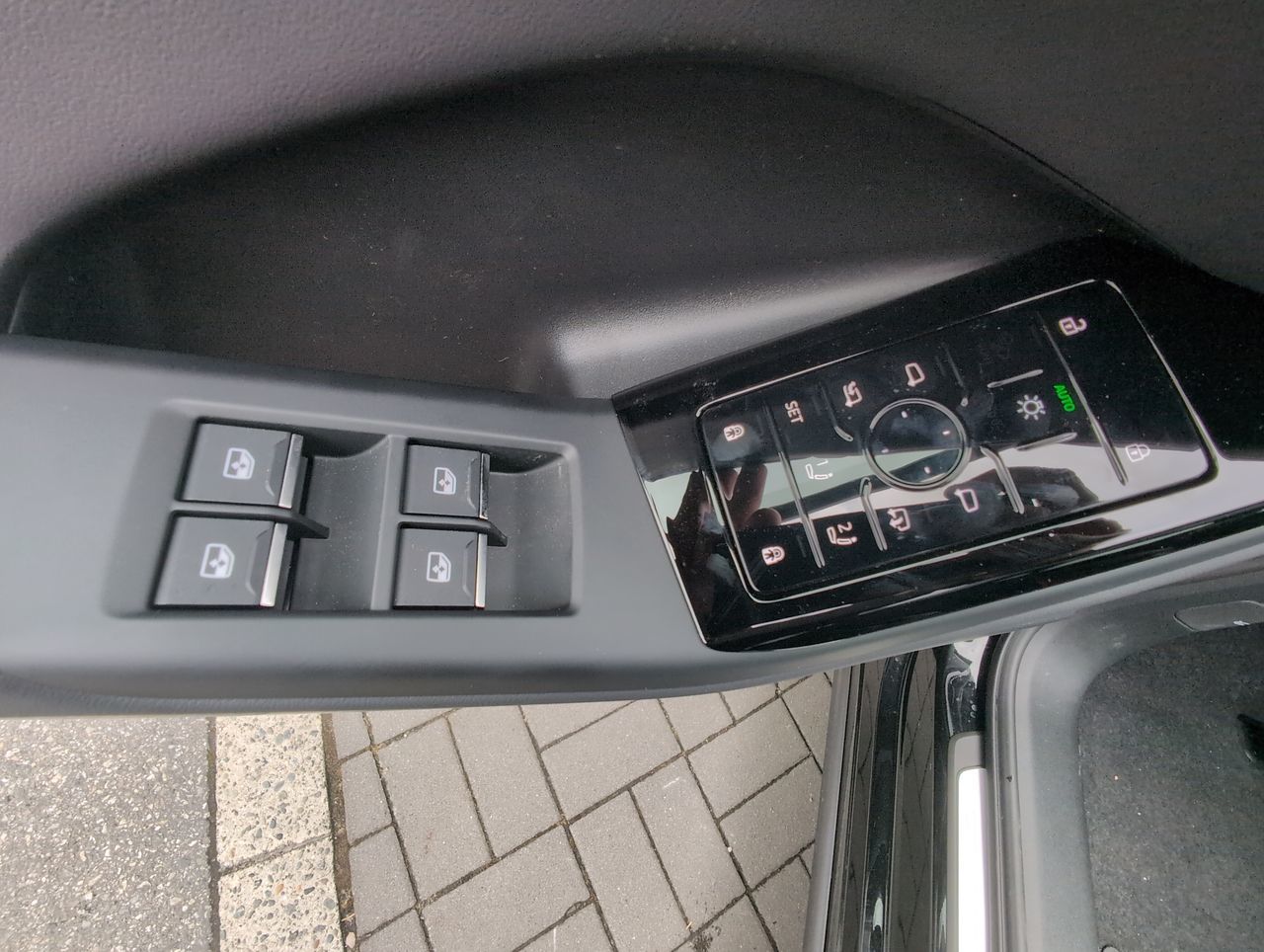 2025 Audi Q6 e-tron in Barrie, Ontario