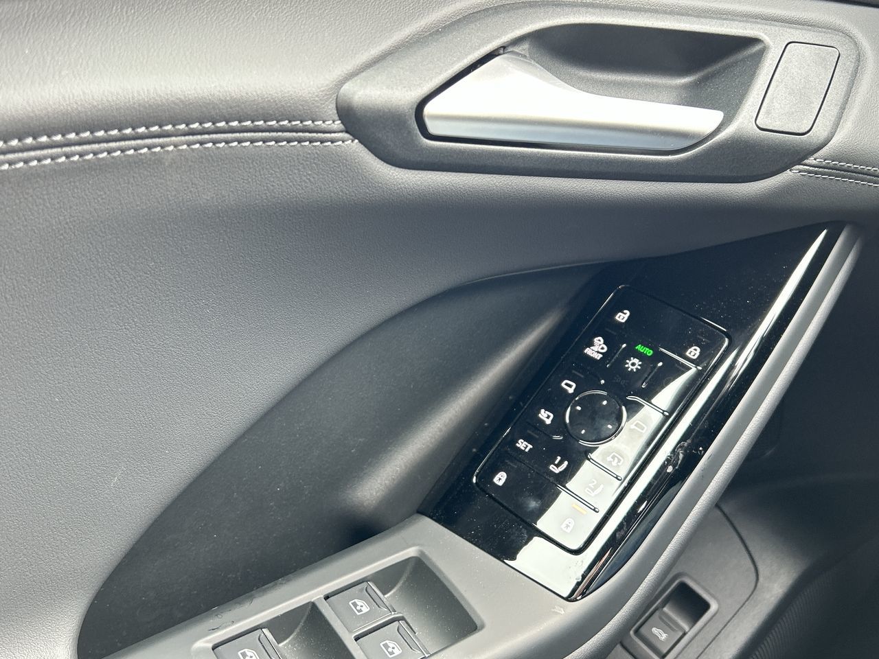 2025 Audi Q6 e-tron in Barrie, Ontario