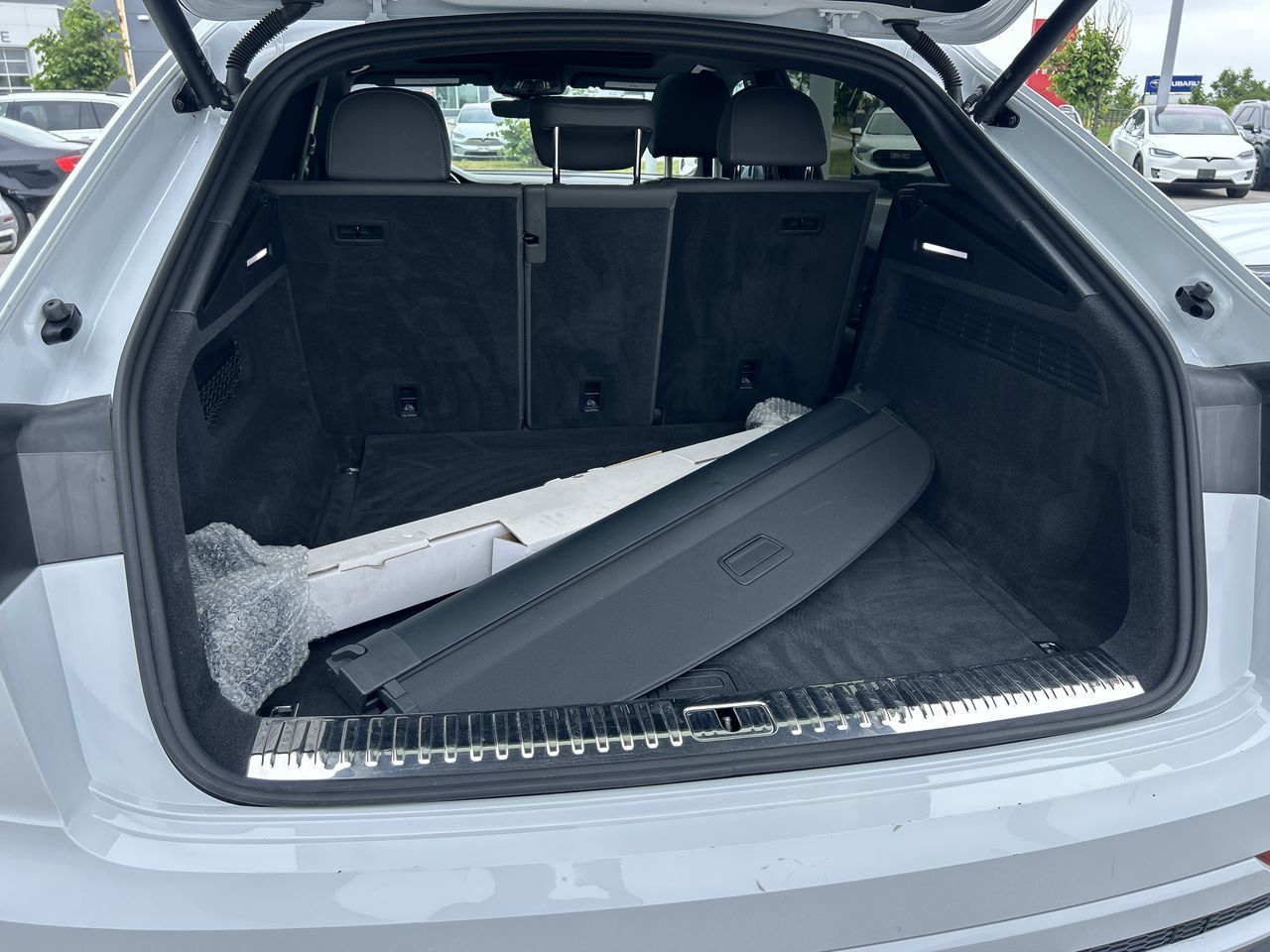 2023 Audi Q8 in Barrie, Ontario