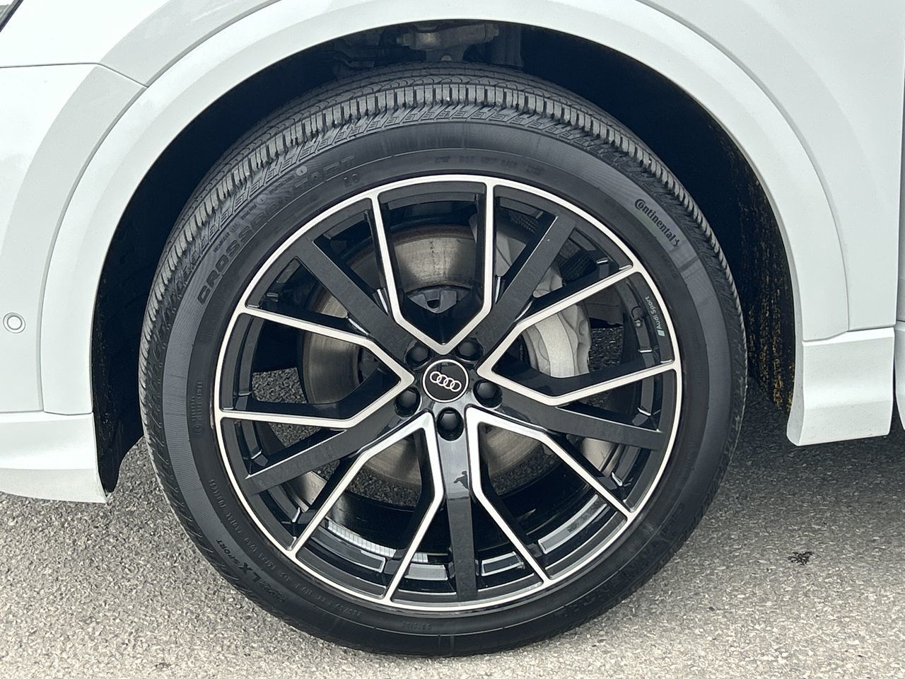 2023 Audi Q8 in Barrie, Ontario
