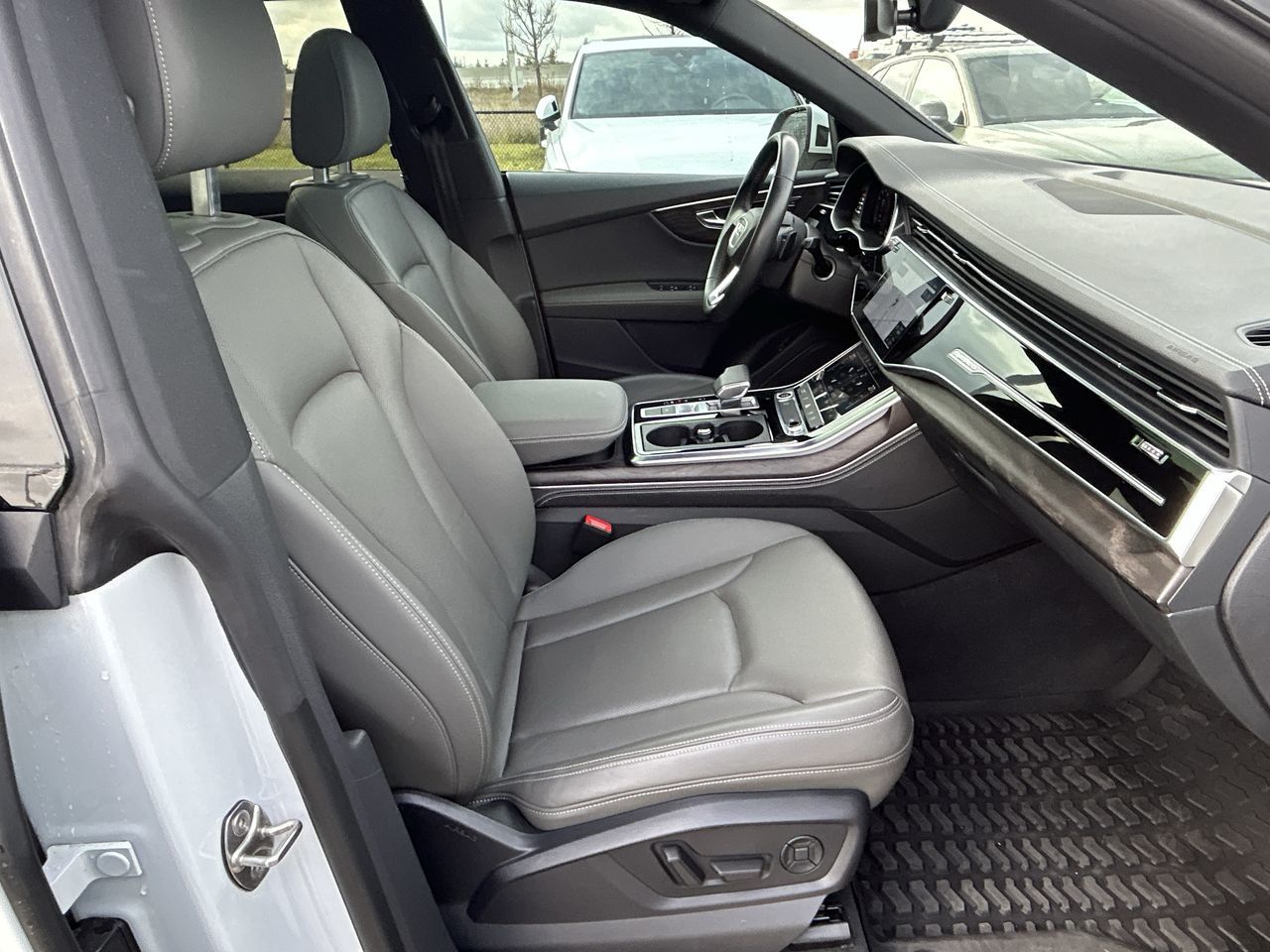 Audi Q8  2023 à Barrie, Ontario