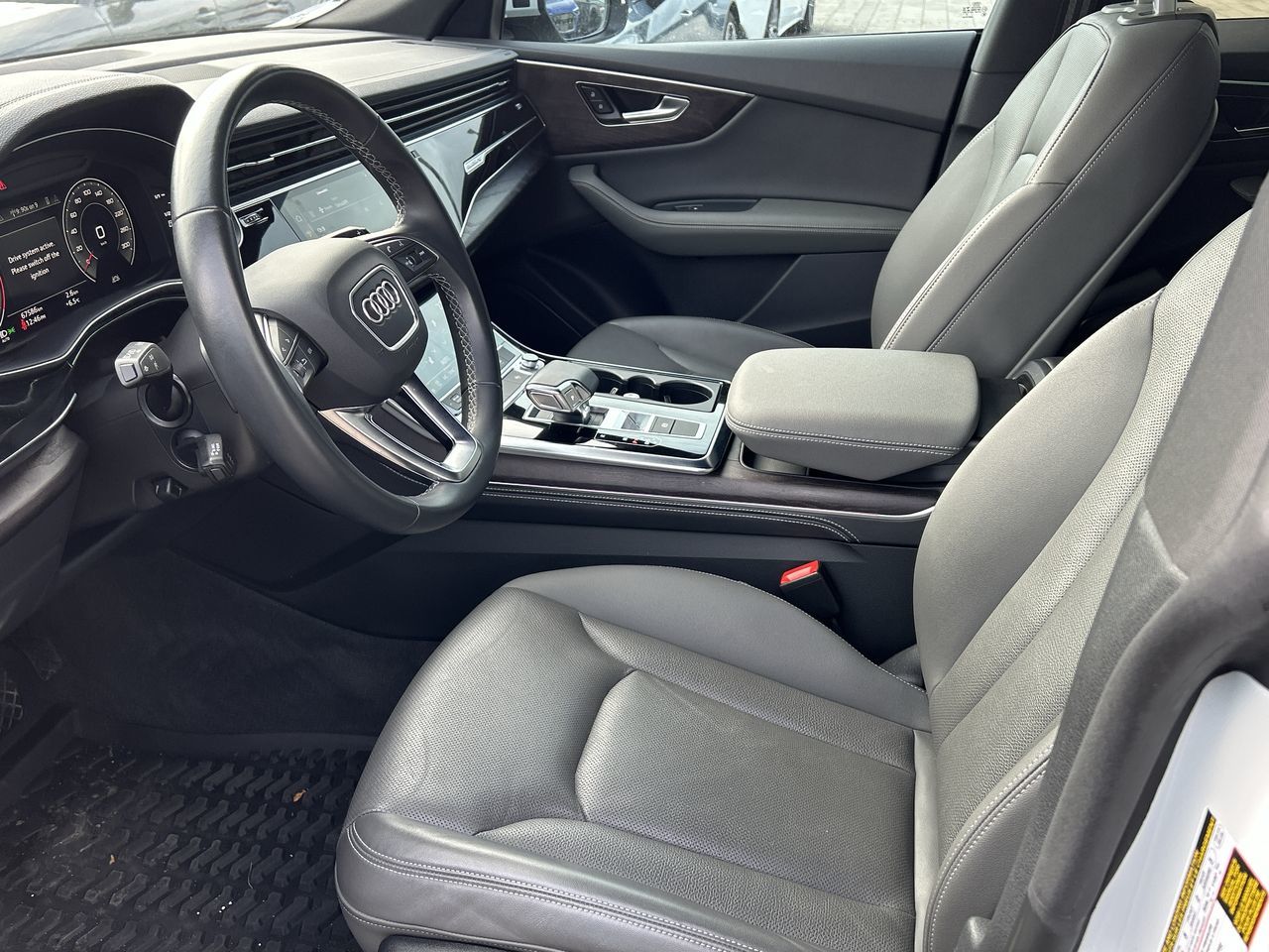 Audi Q8  2023 à Barrie, Ontario