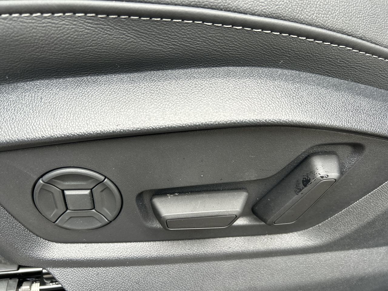 2025 Audi Q8 in Barrie, Ontario