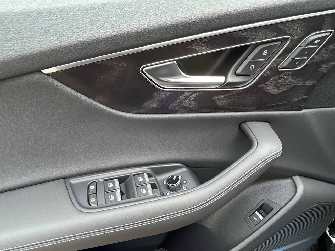 2025 Audi Q8 in Barrie, Ontario