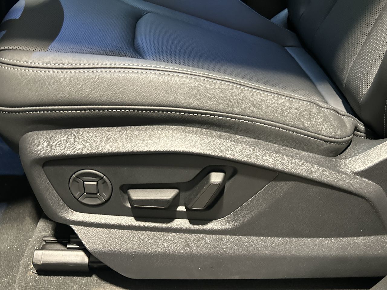 2026 Audi Q8 in Barrie, Ontario