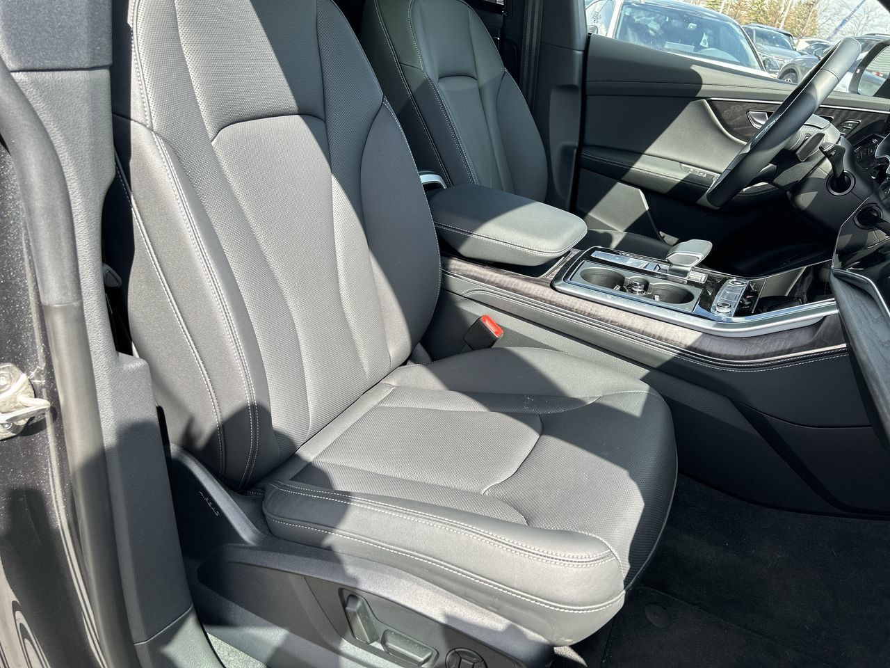 2026 Audi Q8 in Barrie, Ontario