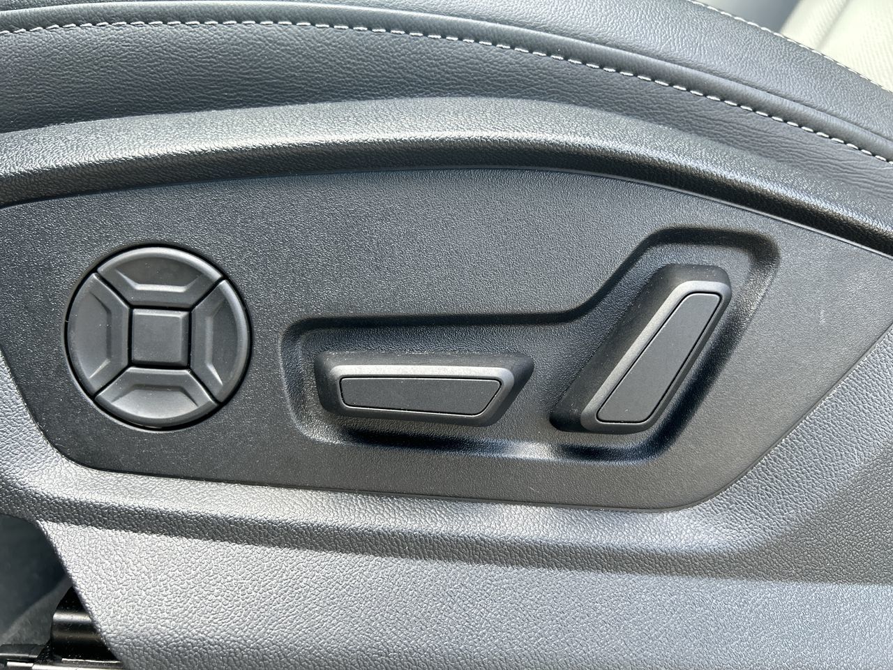 2026 Audi Q8 in Barrie, Ontario