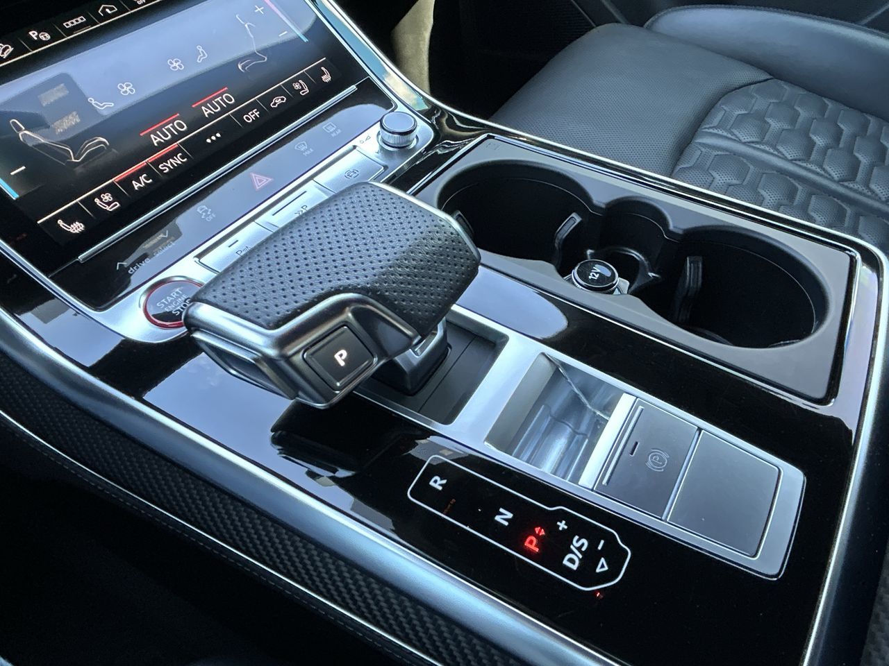 Audi RS Q8  2023 à Barrie, Ontario