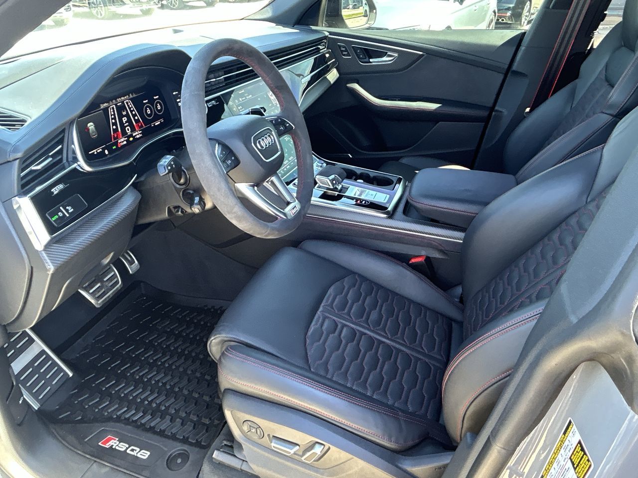 Audi RS Q8  2024 à Barrie, Ontario