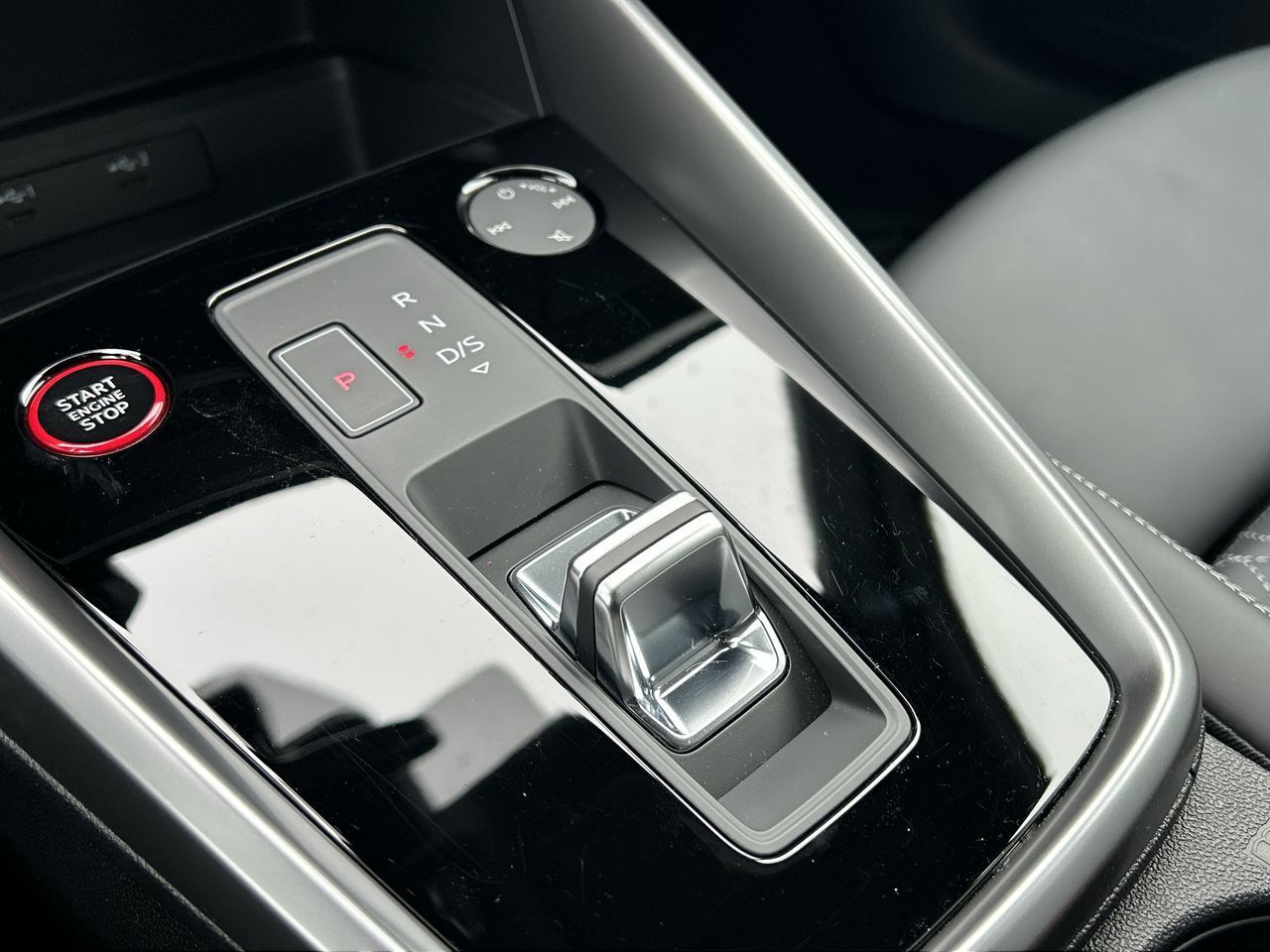 Audi S3  2024 à Barrie, Ontario