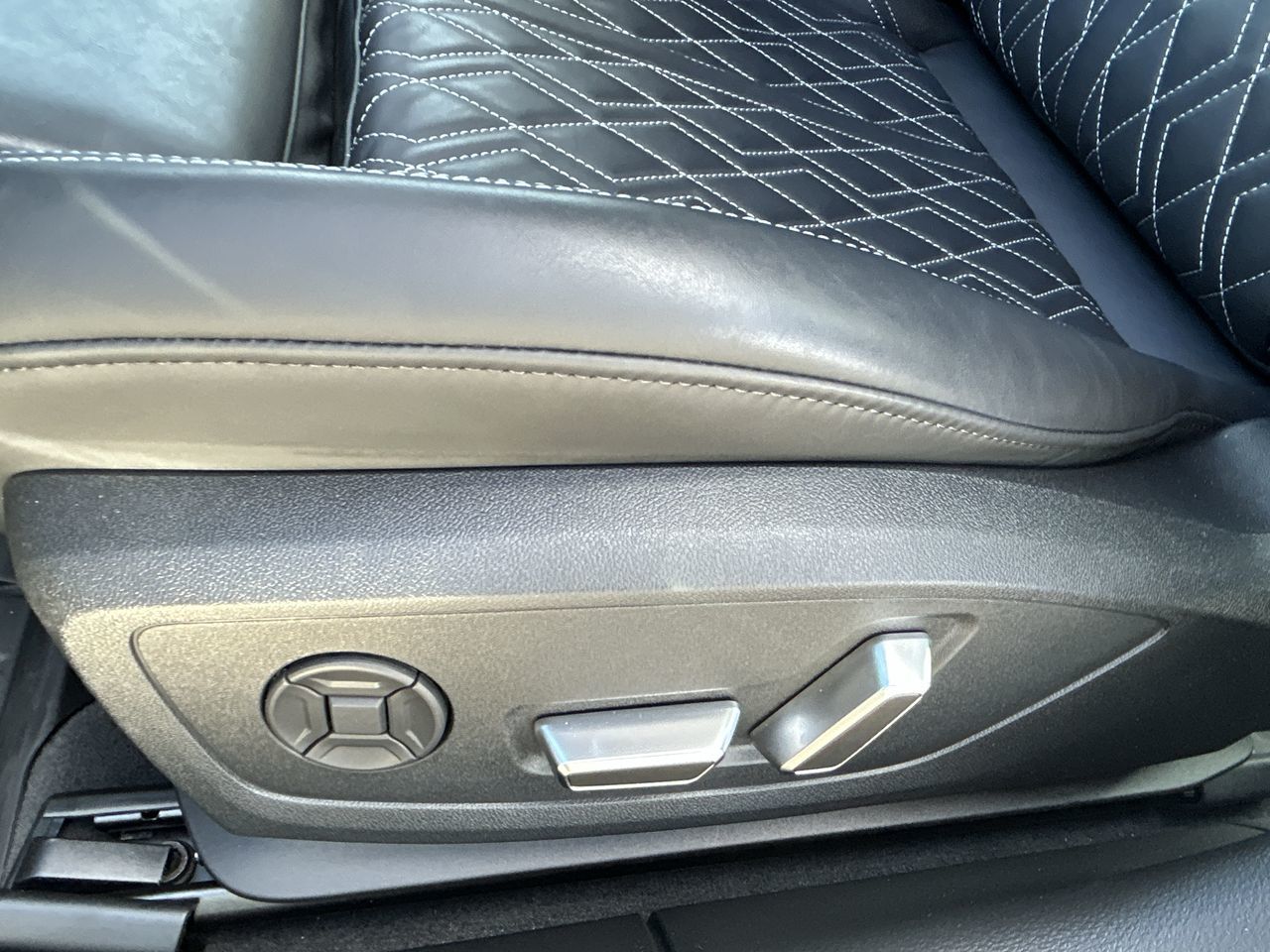 Audi S6 Sedan  2025 à Barrie, Ontario