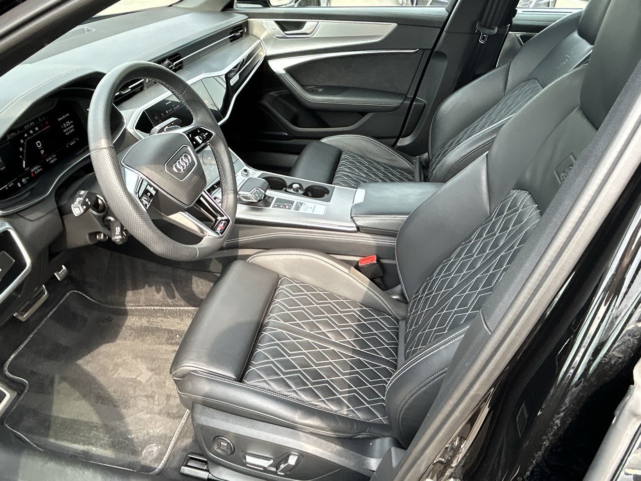 2023 Audi S6 in Barrie, Ontario