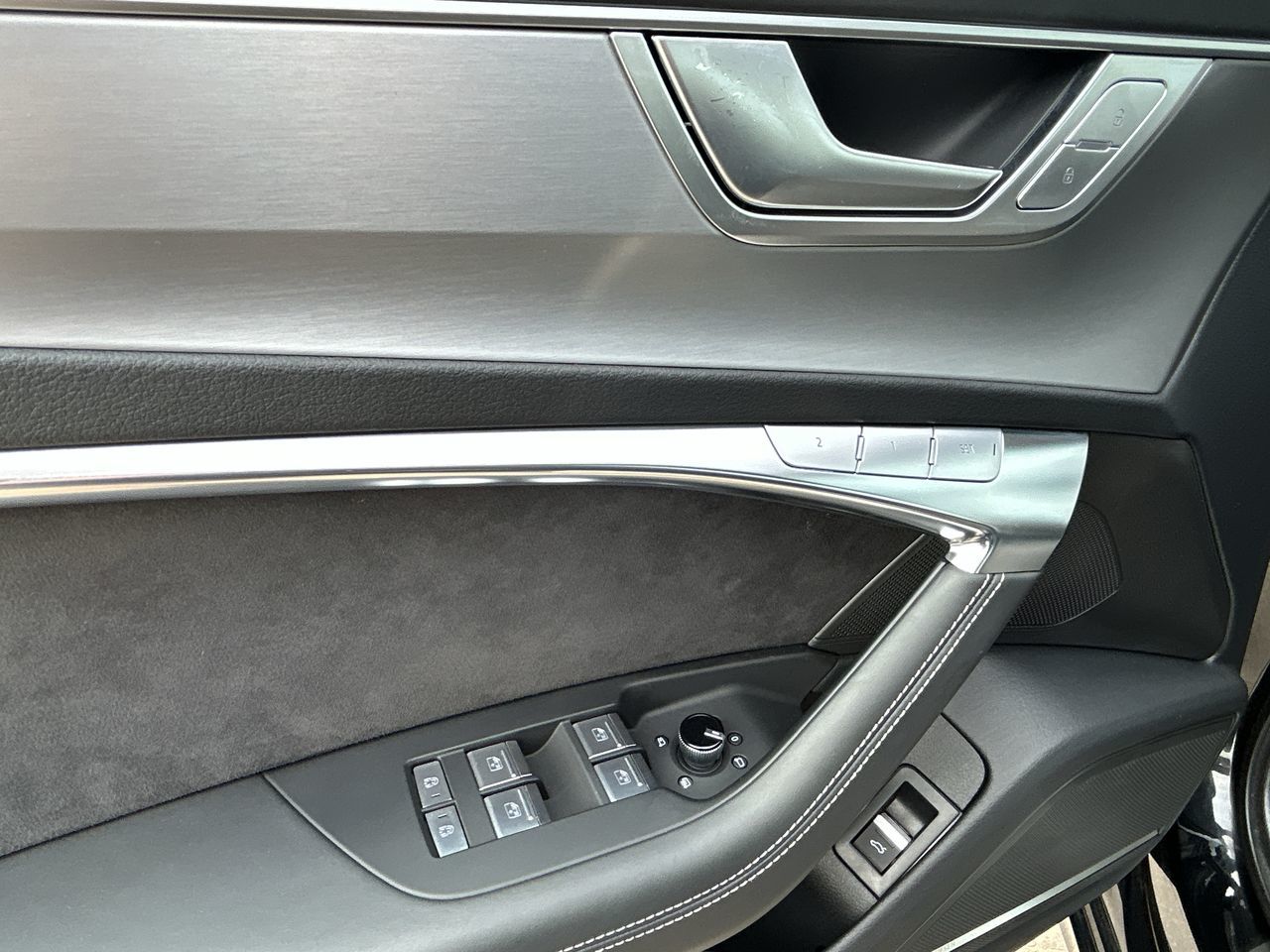 2023 Audi S6 in Barrie, Ontario