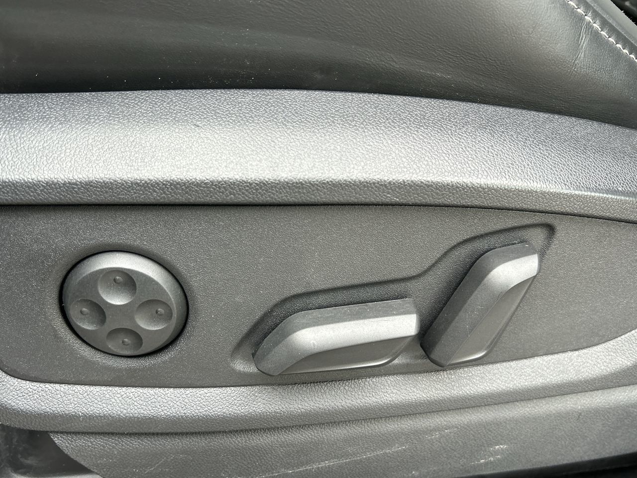 2023 Audi SQ5 in Barrie, Ontario