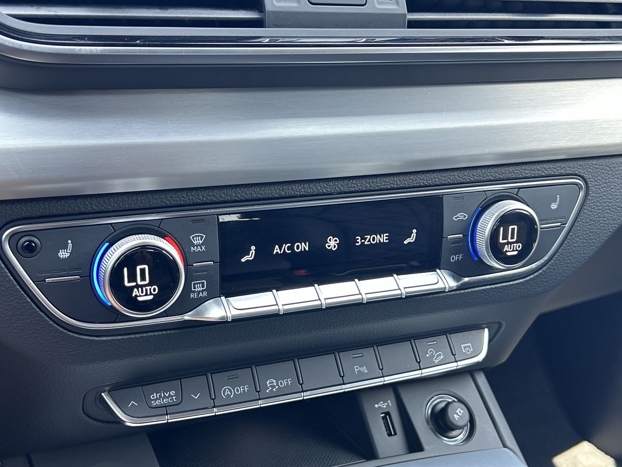 Audi SQ5  2025 à Barrie, Ontario