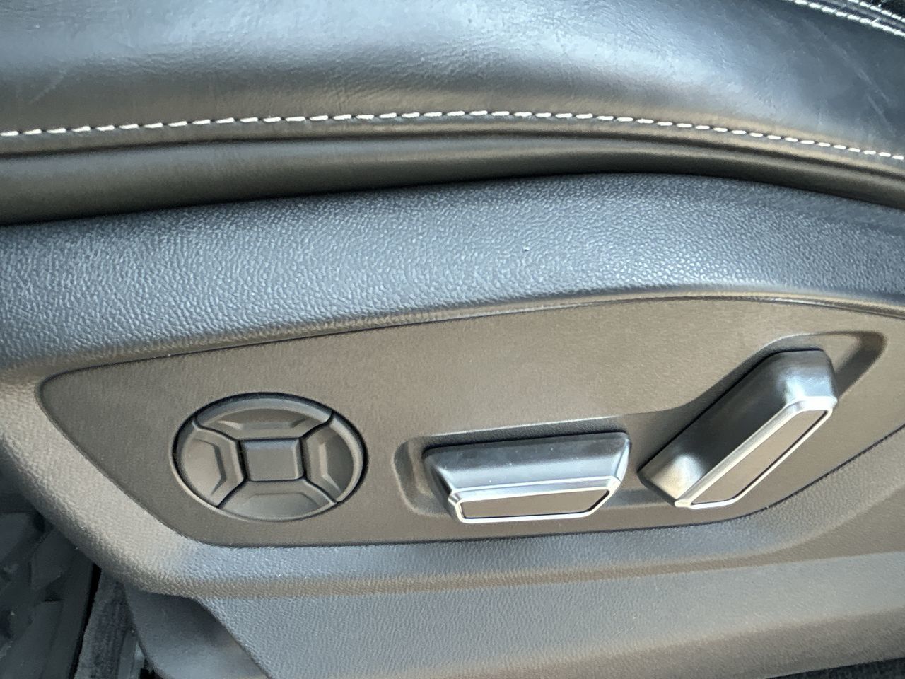 2023 Audi SQ7 in Barrie, Ontario