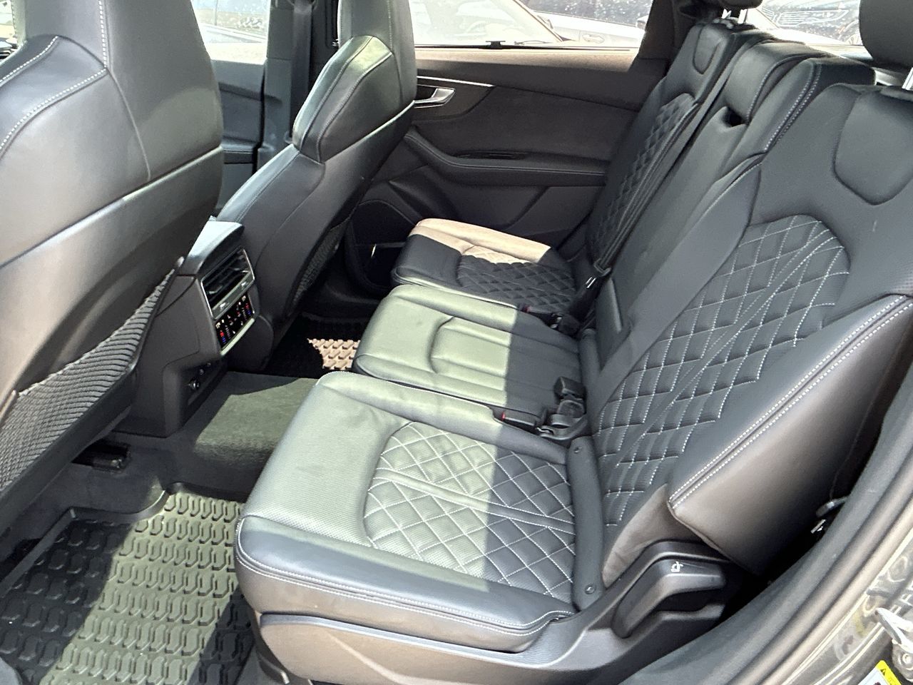 2023 Audi SQ7 in Barrie, Ontario