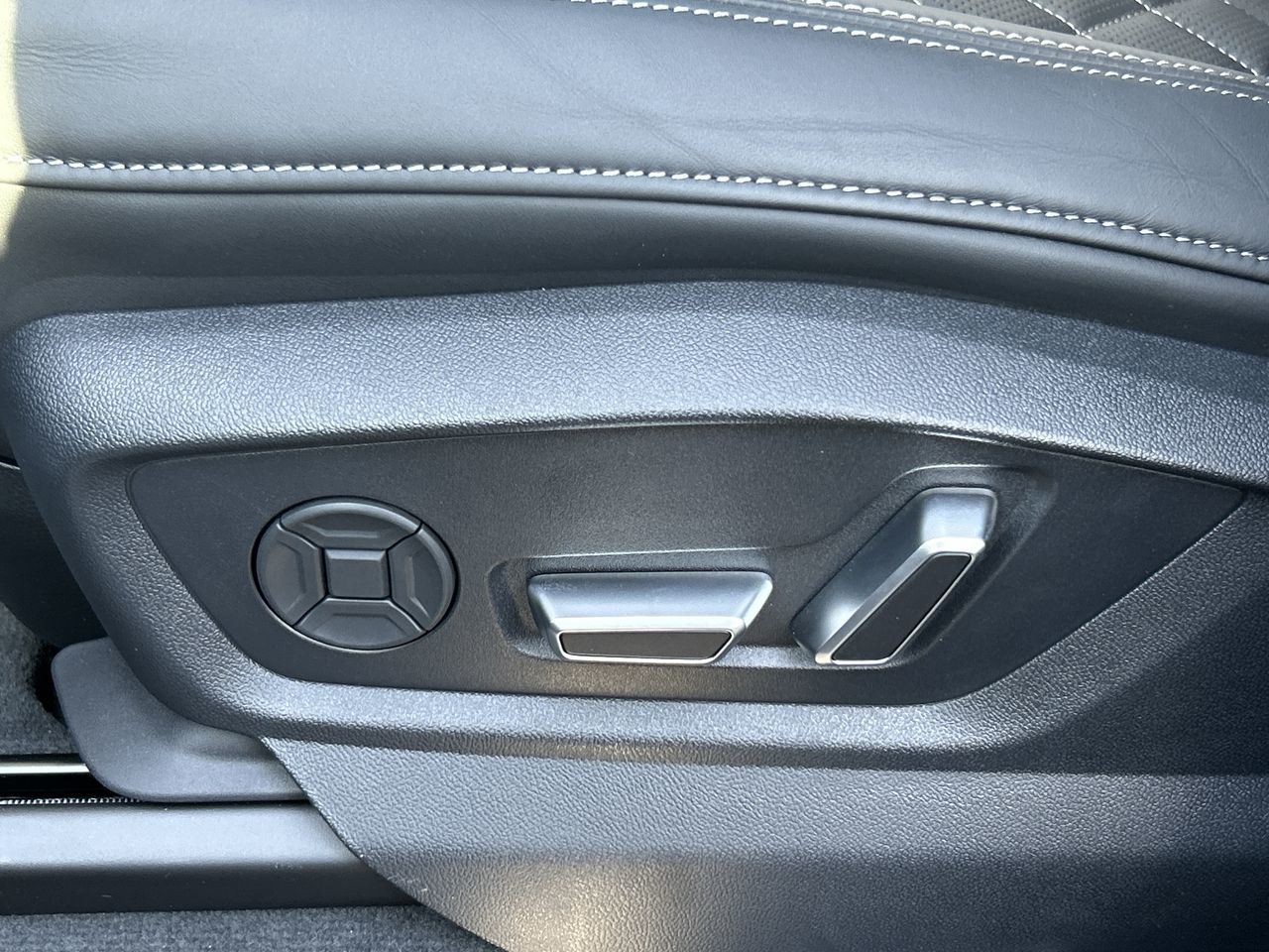 2026 Audi SQ8 in Barrie, Ontario