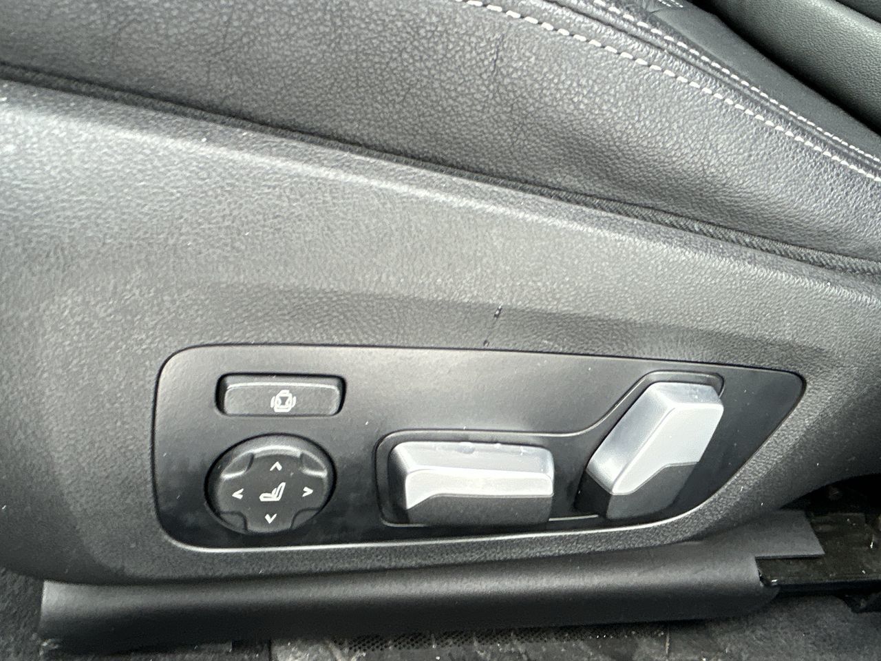 2022 BMW 330e in Barrie, Ontario