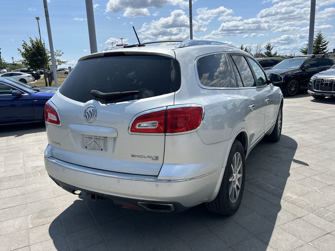 2015 Buick Enclave in Barrie, Ontario