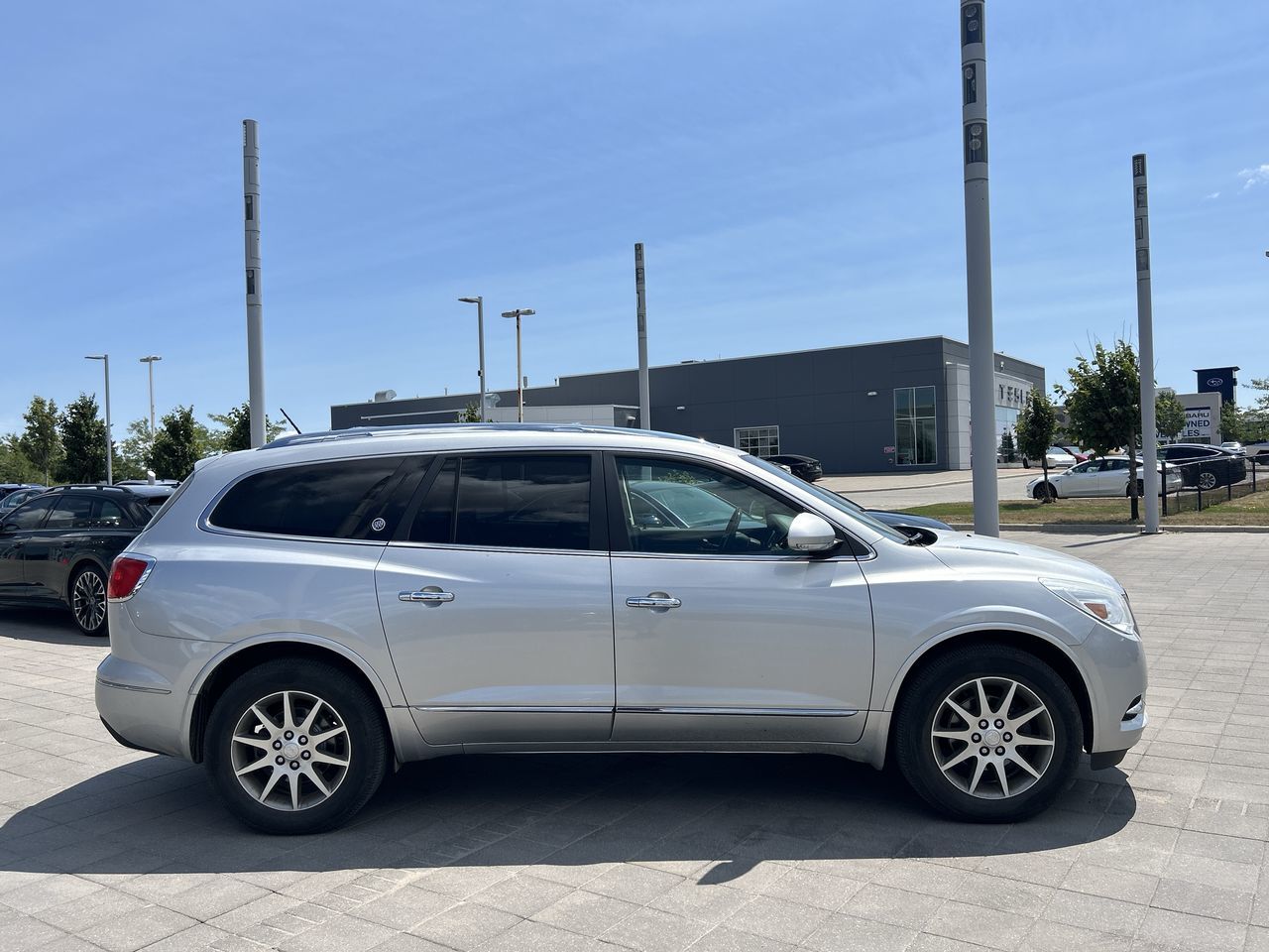 2015 Buick Enclave in Barrie, Ontario
