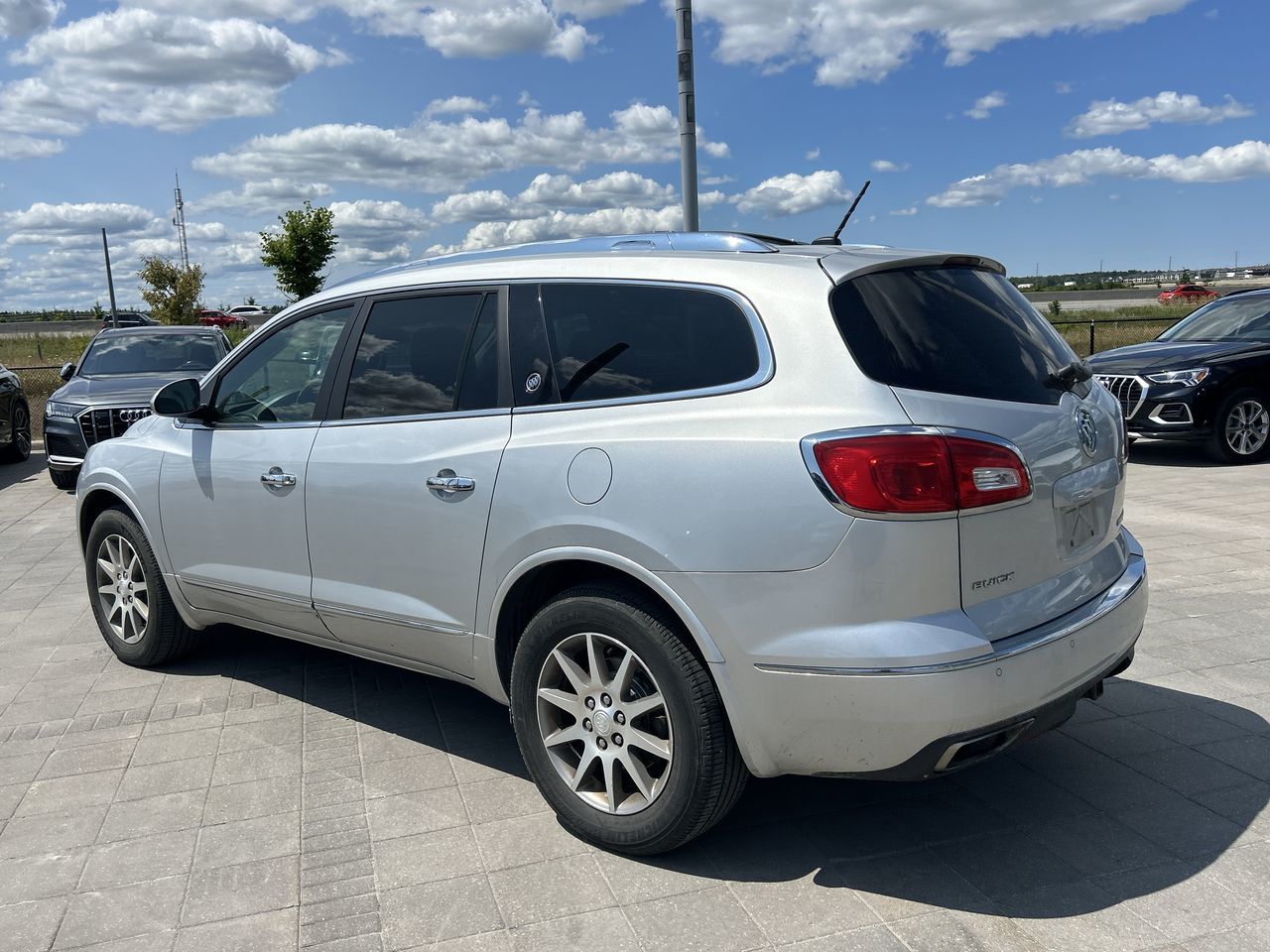 2015 Buick Enclave in Barrie, Ontario