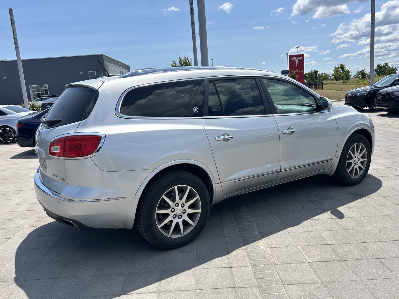2015 Buick Enclave in Barrie, Ontario