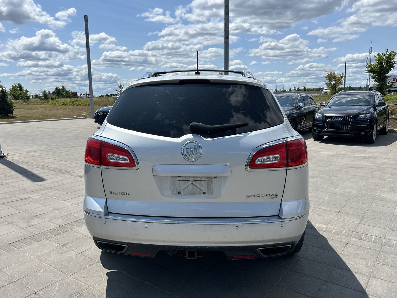 2015 Buick Enclave in Barrie, Ontario