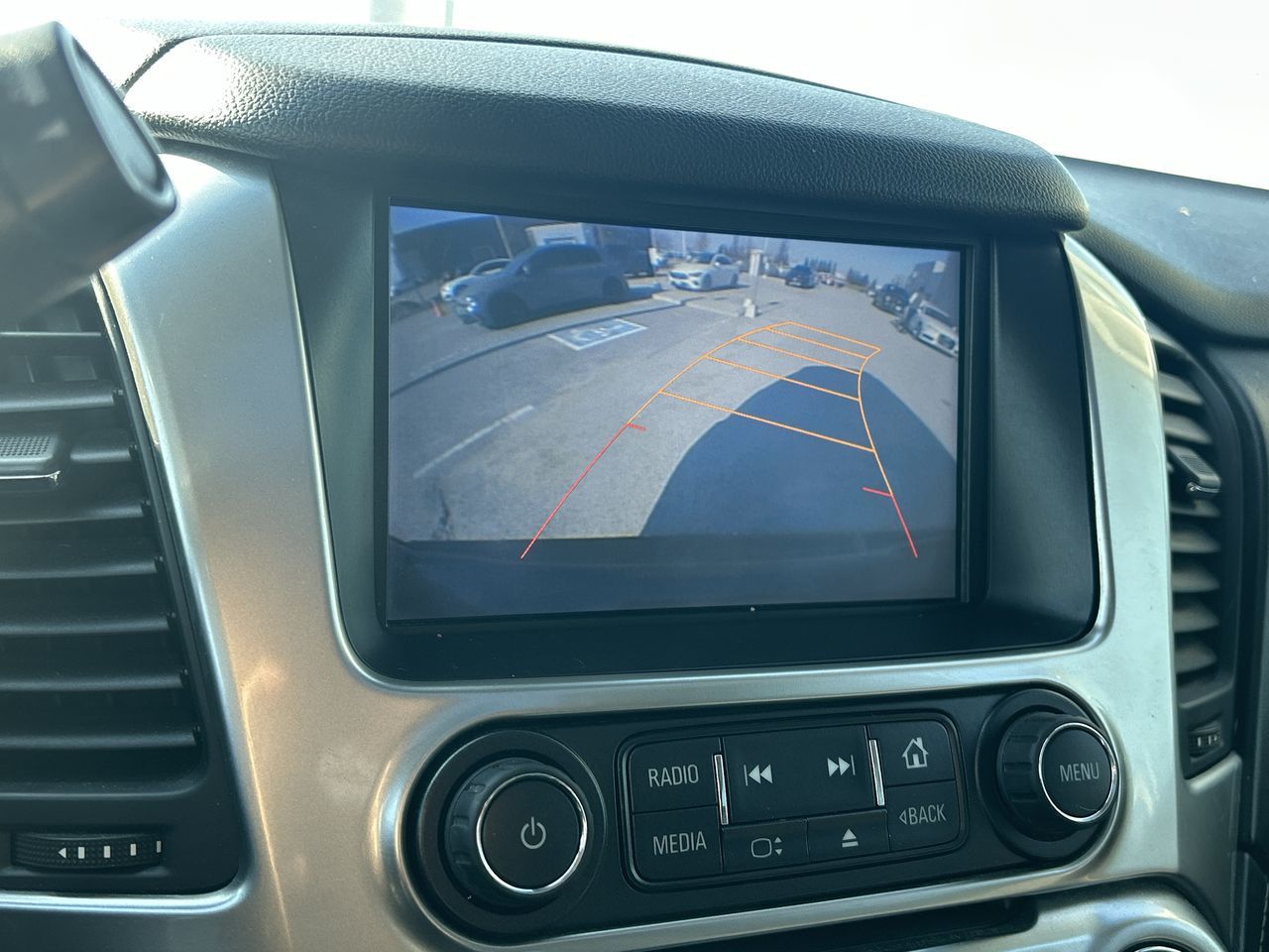 Chevrolet Suburban  2015 à Barrie, Ontario