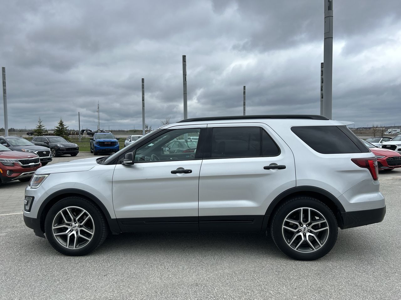 2017 Ford Explorer in Barrie, Ontario