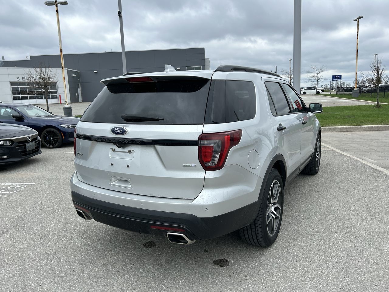 2017 Ford Explorer in Barrie, Ontario