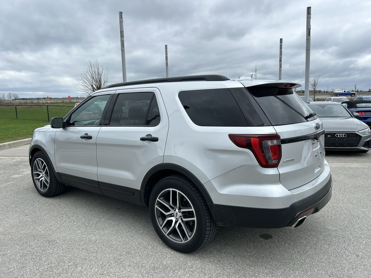 2017 Ford Explorer in Barrie, Ontario